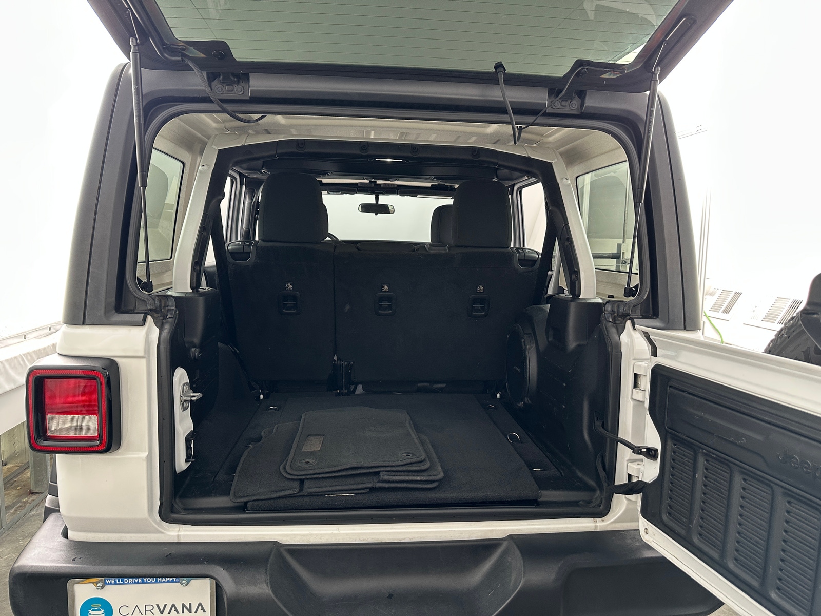 Thumbnail: 2018 Jeep Wrangler - 7