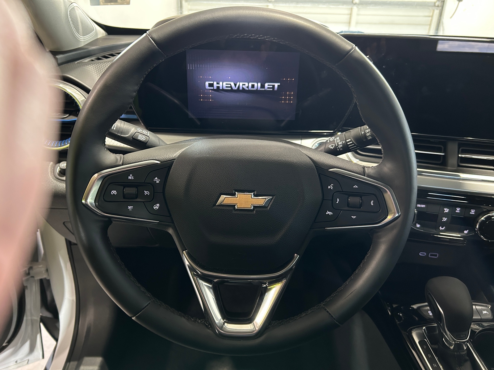 Thumbnail: 2025 Chevrolet Trax - 5