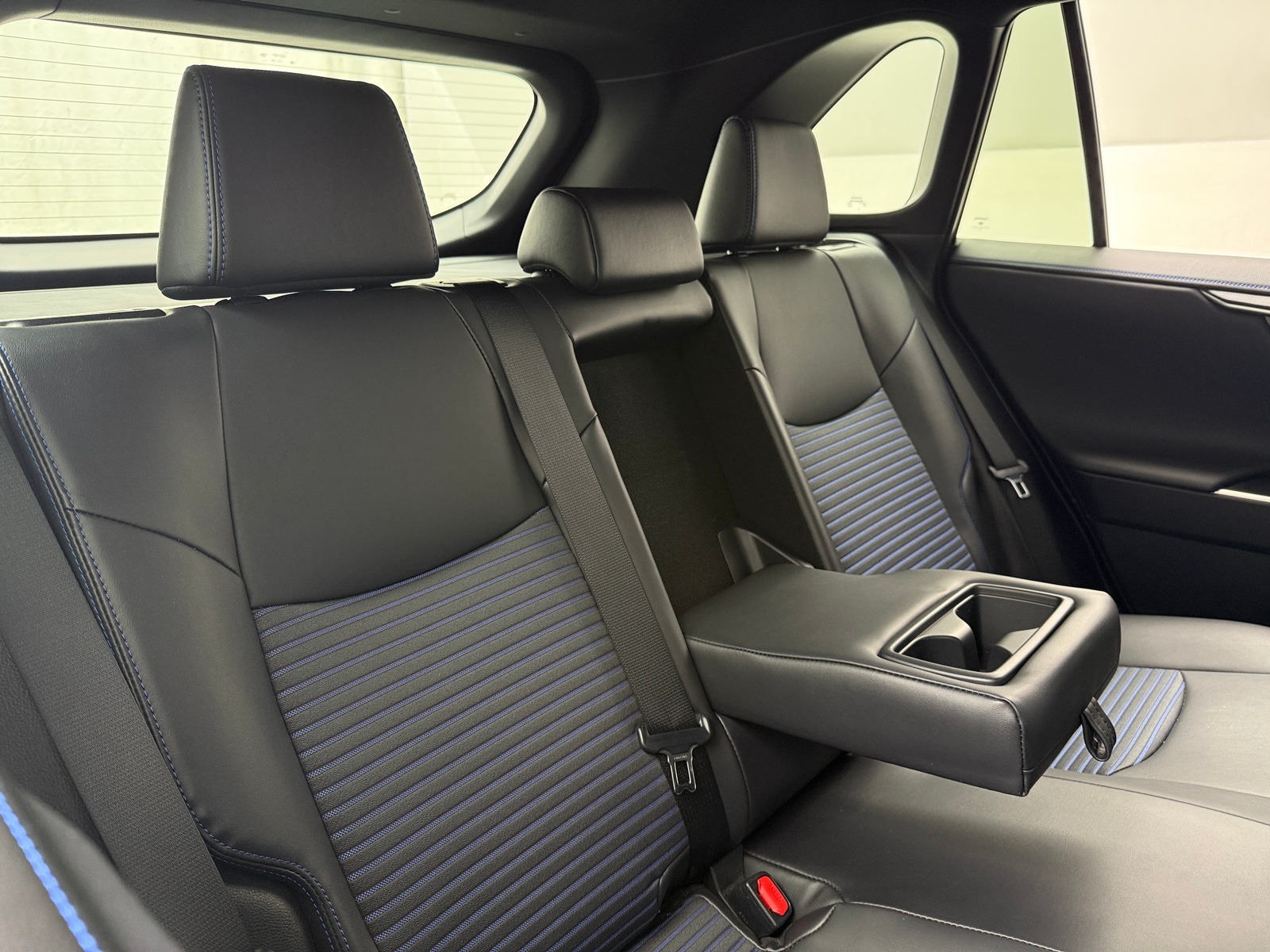 Thumbnail: 2024 Toyota RAV4 - 5