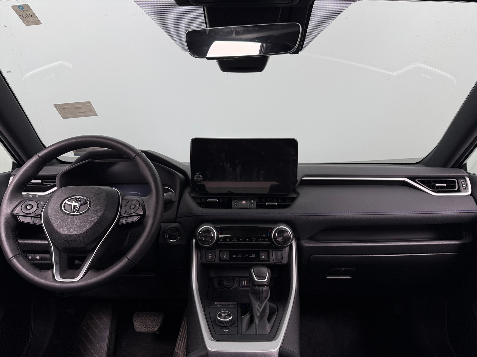 Thumbnail: 2024 Toyota RAV4 - 2