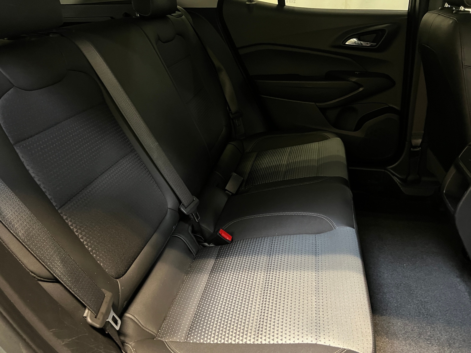 Thumbnail: 2025 Chevrolet Trax - 6