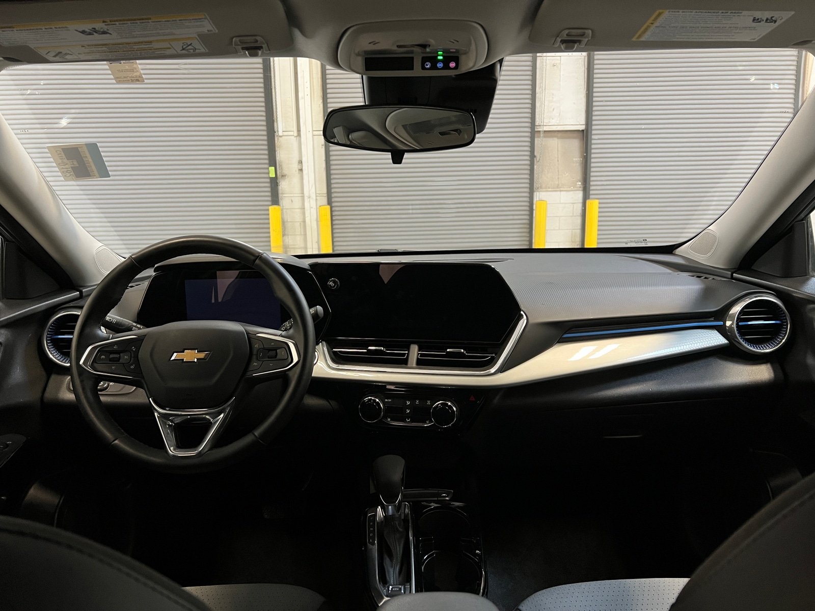 Thumbnail: 2025 Chevrolet Trax - 3