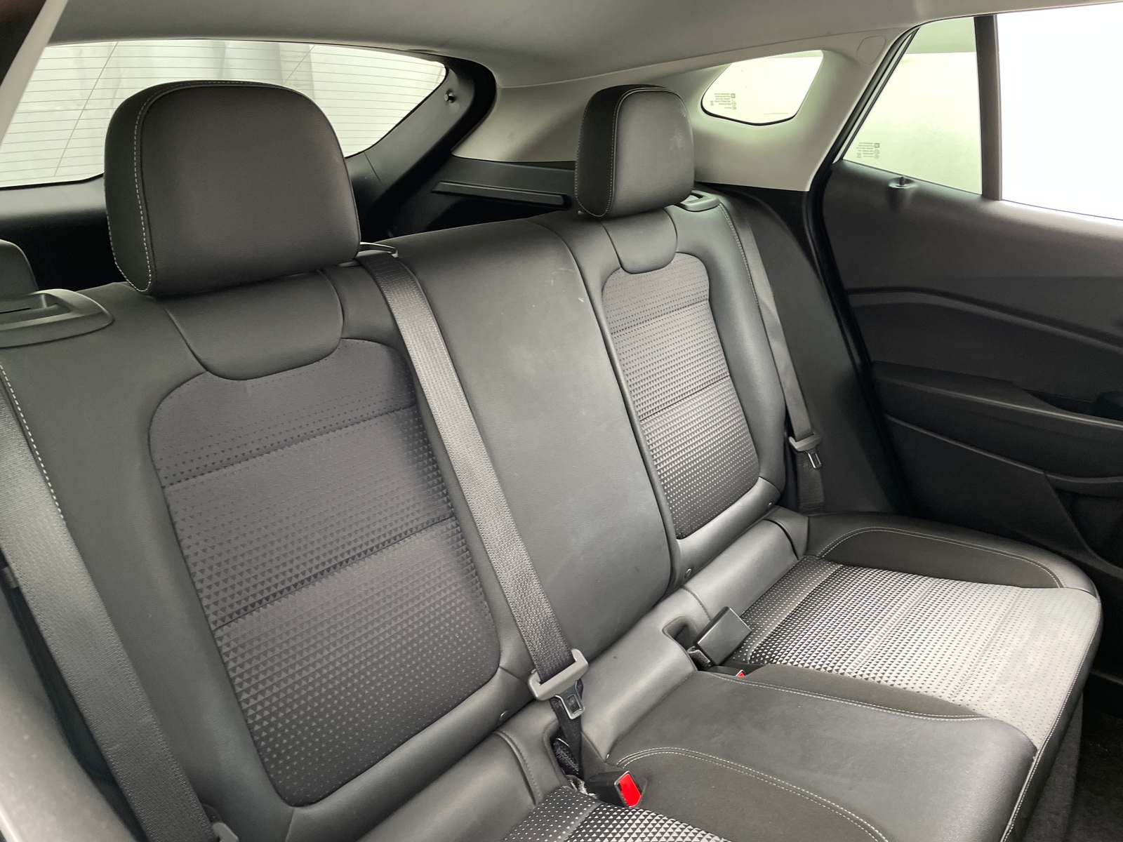 Thumbnail: 2025 Chevrolet Trax - 6