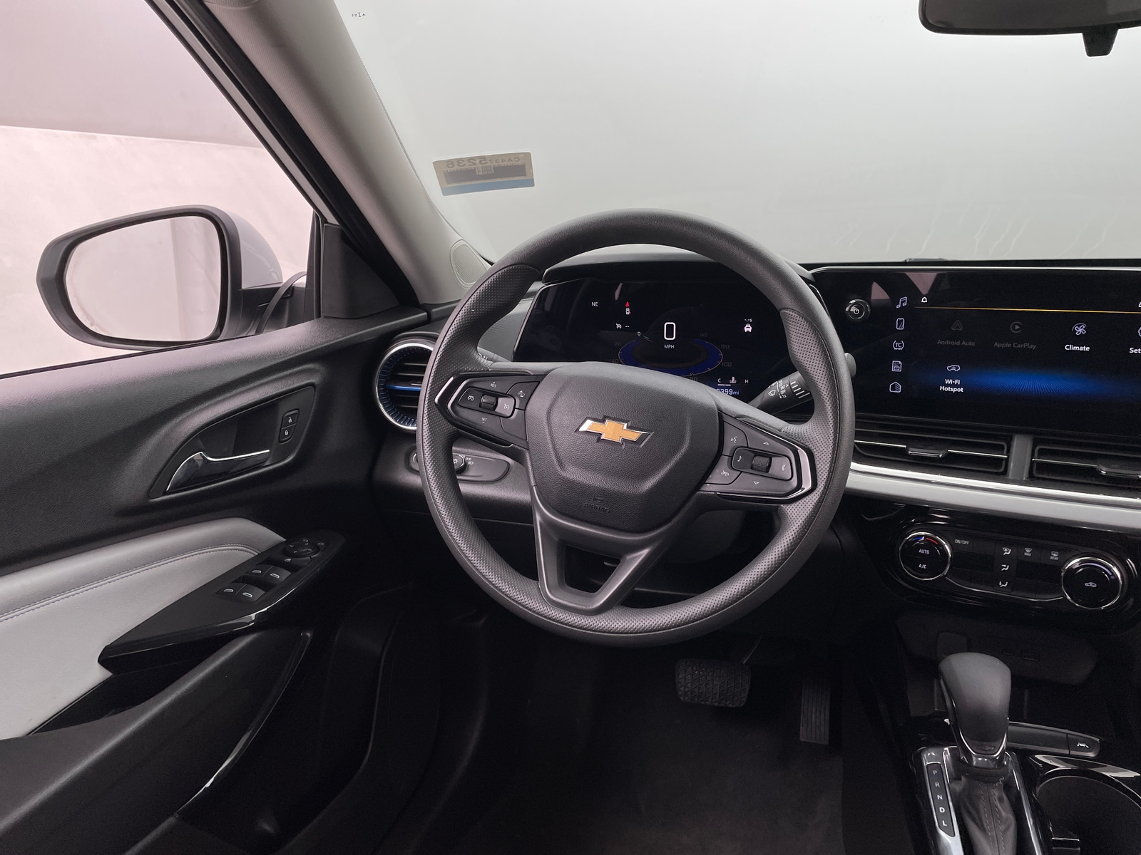 Thumbnail: 2025 Chevrolet Trax - 5