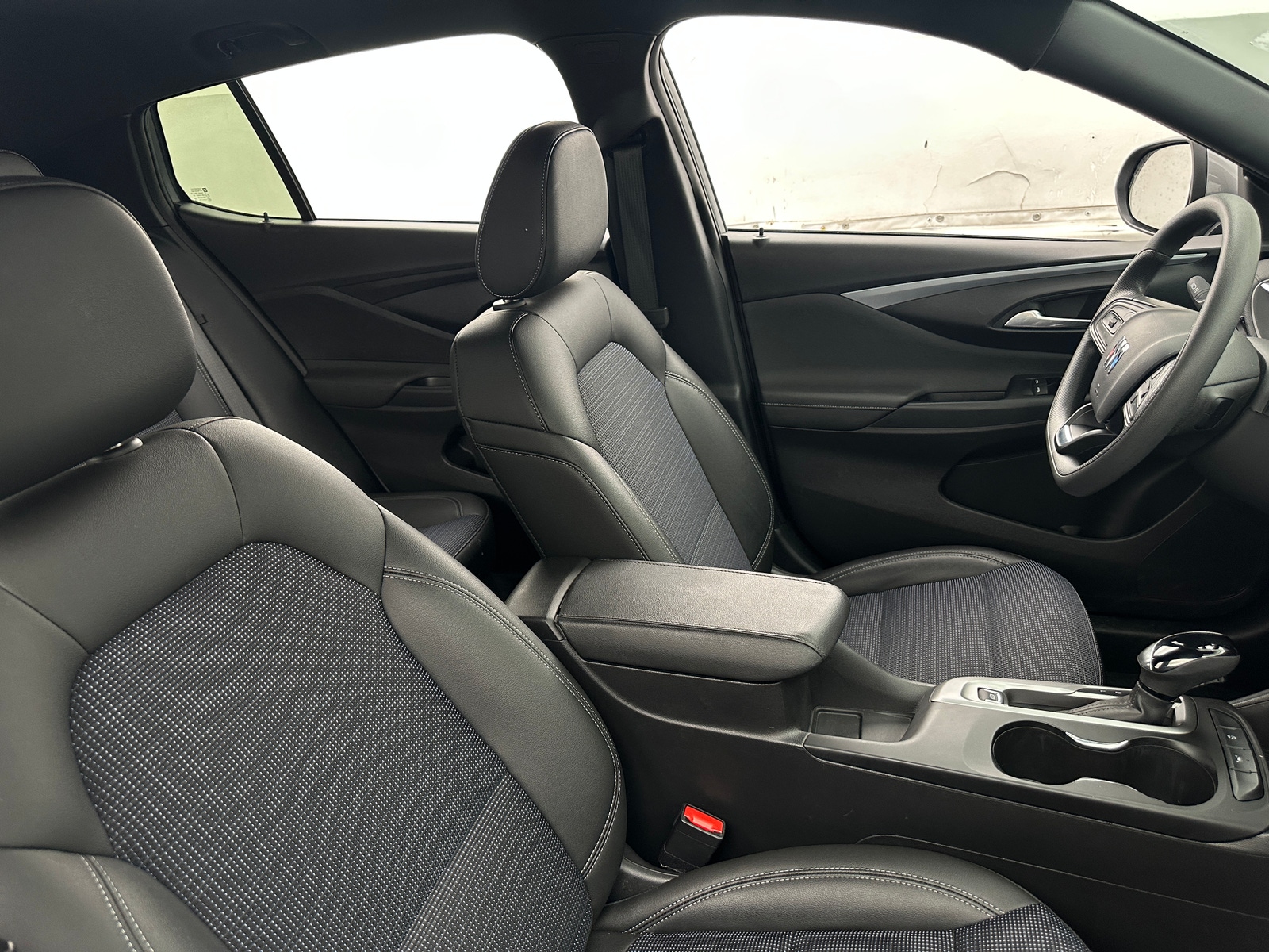 Thumbnail: 2025 Buick Envista - 2