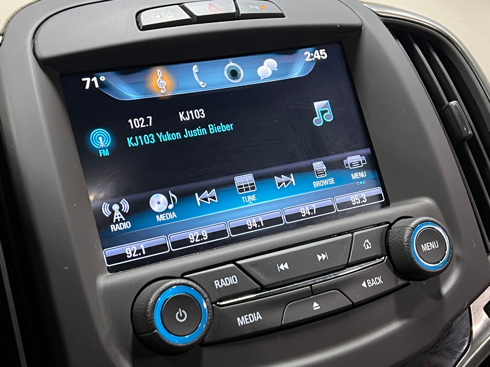 Thumbnail: 2016 Buick LaCrosse - 3