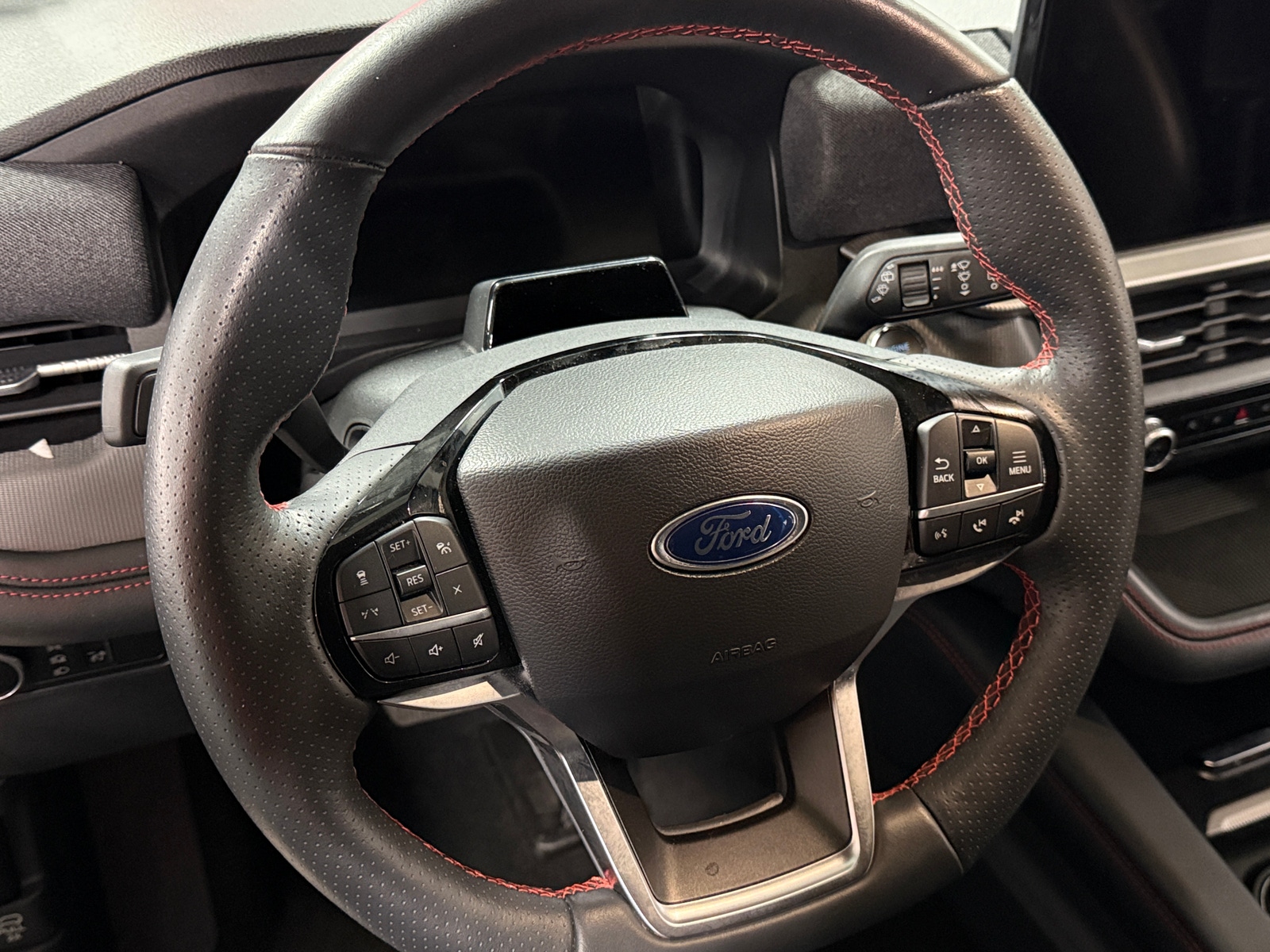 Thumbnail: 2025 Ford Explorer - 4