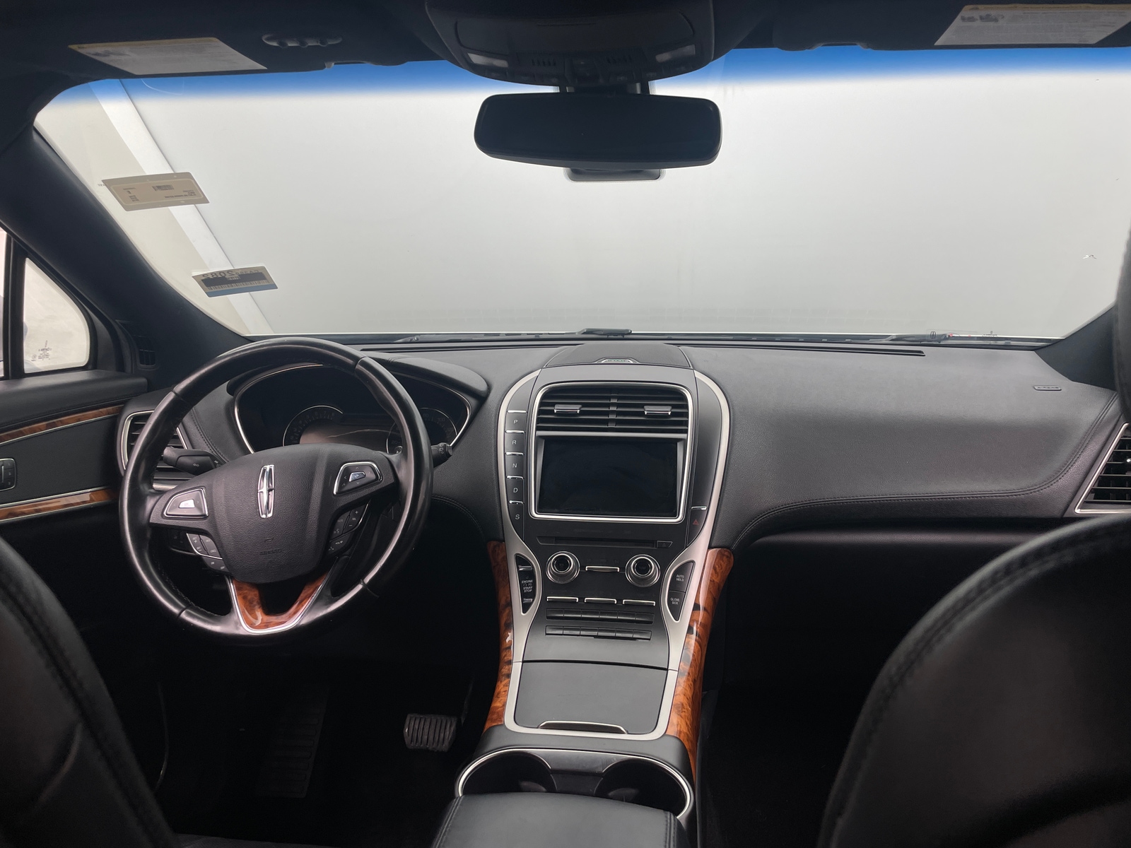 Thumbnail: 2016 Lincoln MKX - 2