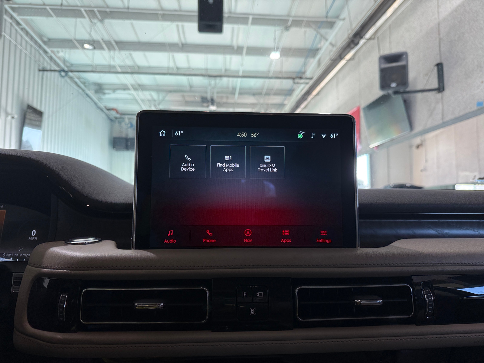 Thumbnail: 2022 Lincoln Aviator - 3