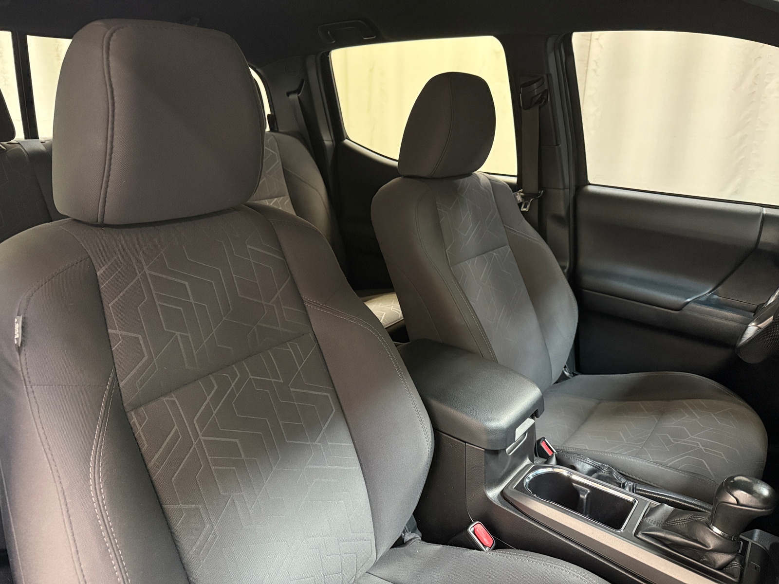 Thumbnail: 2016 Toyota Tacoma - 2