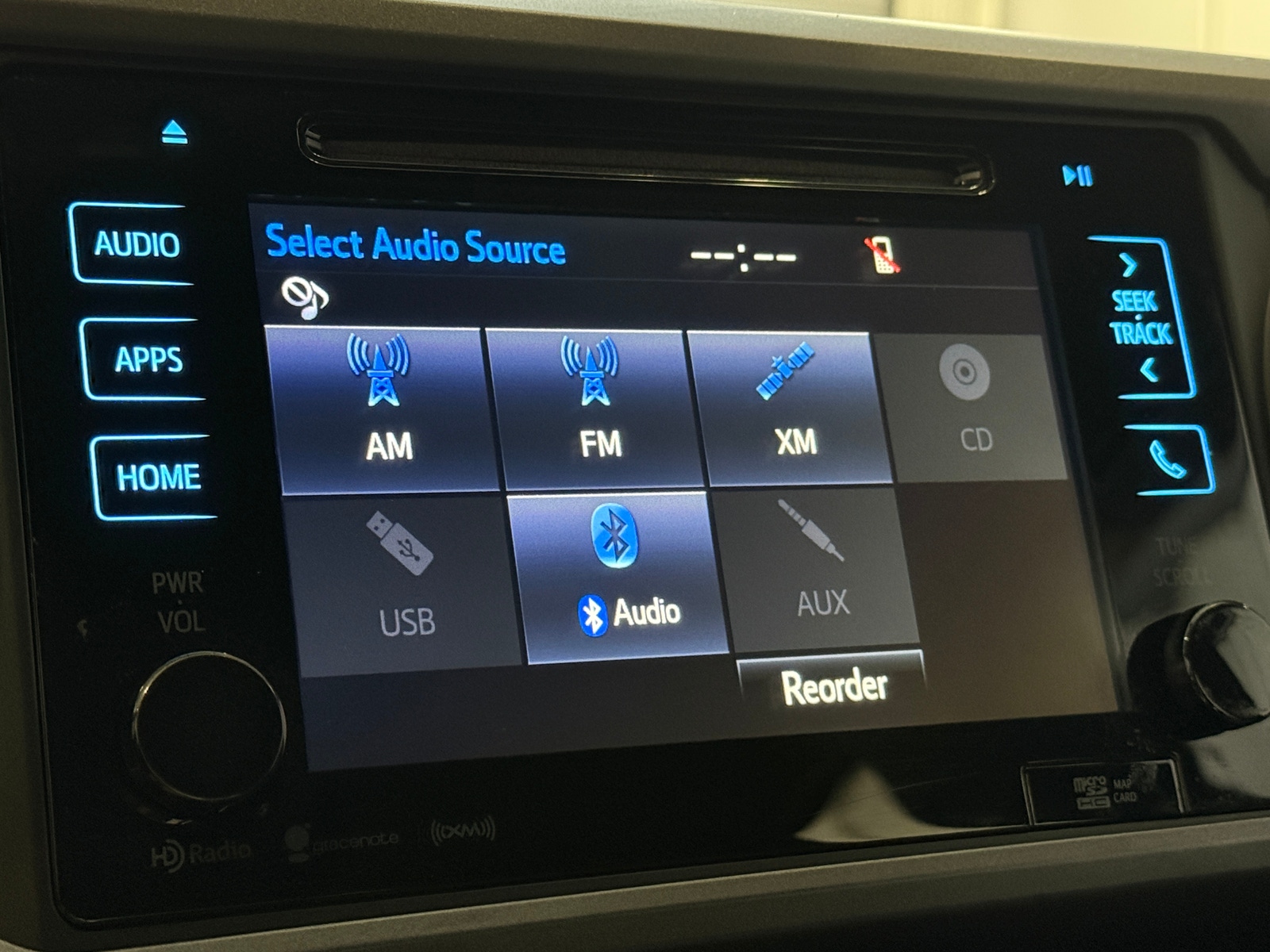 Thumbnail: 2016 Toyota Tacoma - 4