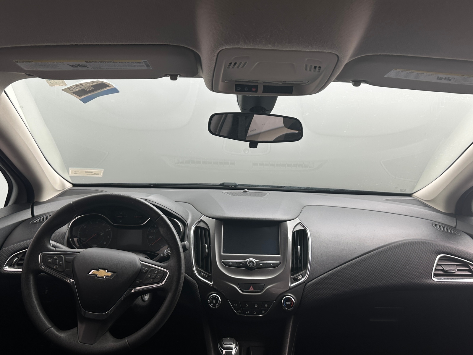 Thumbnail: 2017 Chevrolet Cruze - 3