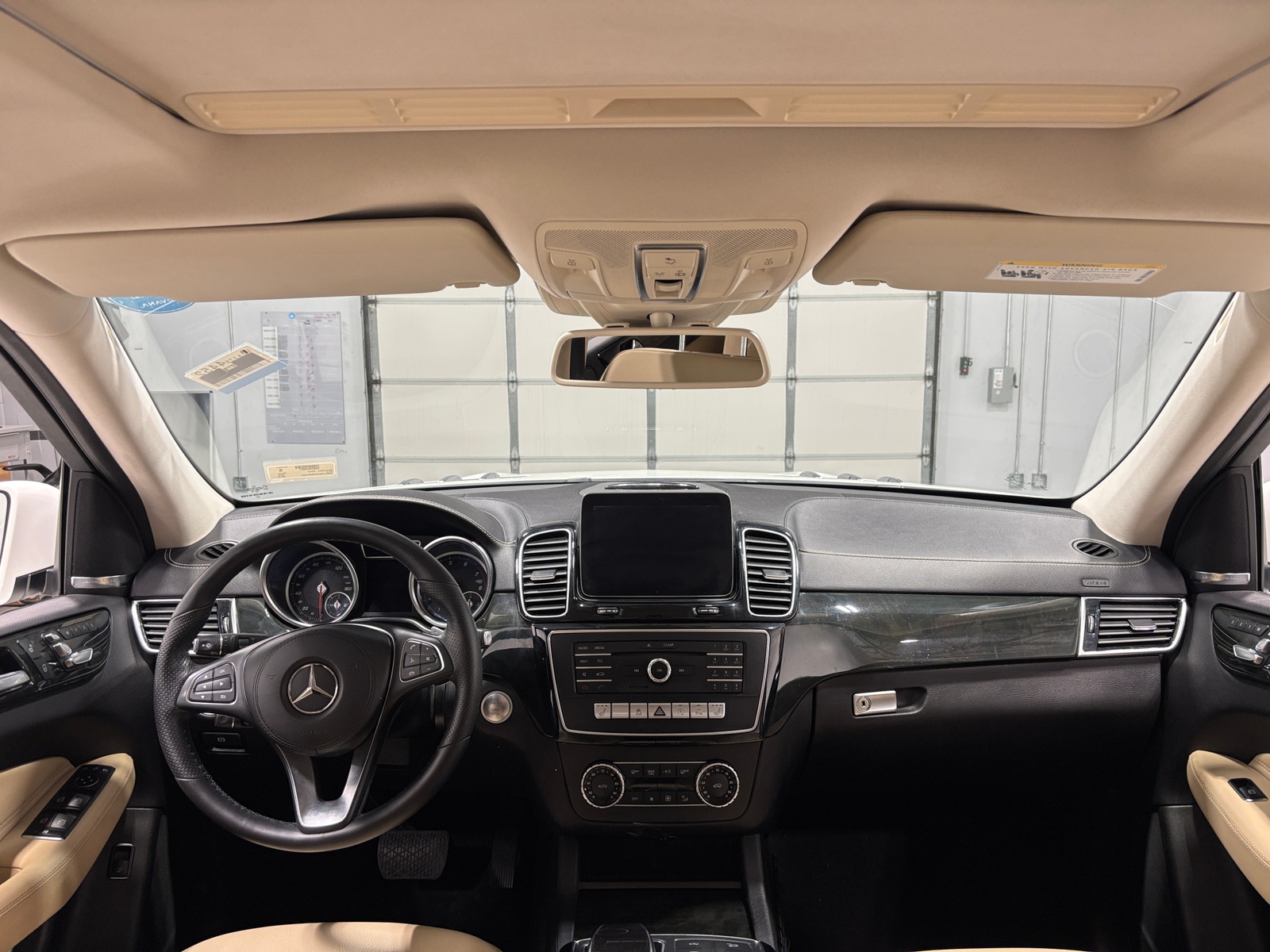 Thumbnail: 2019 Mercedes-Benz GLS - 2