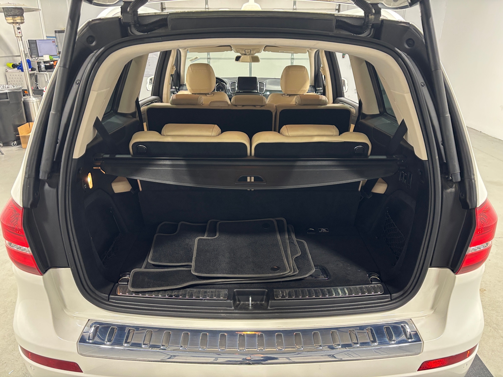 Thumbnail: 2019 Mercedes-Benz GLS - 6