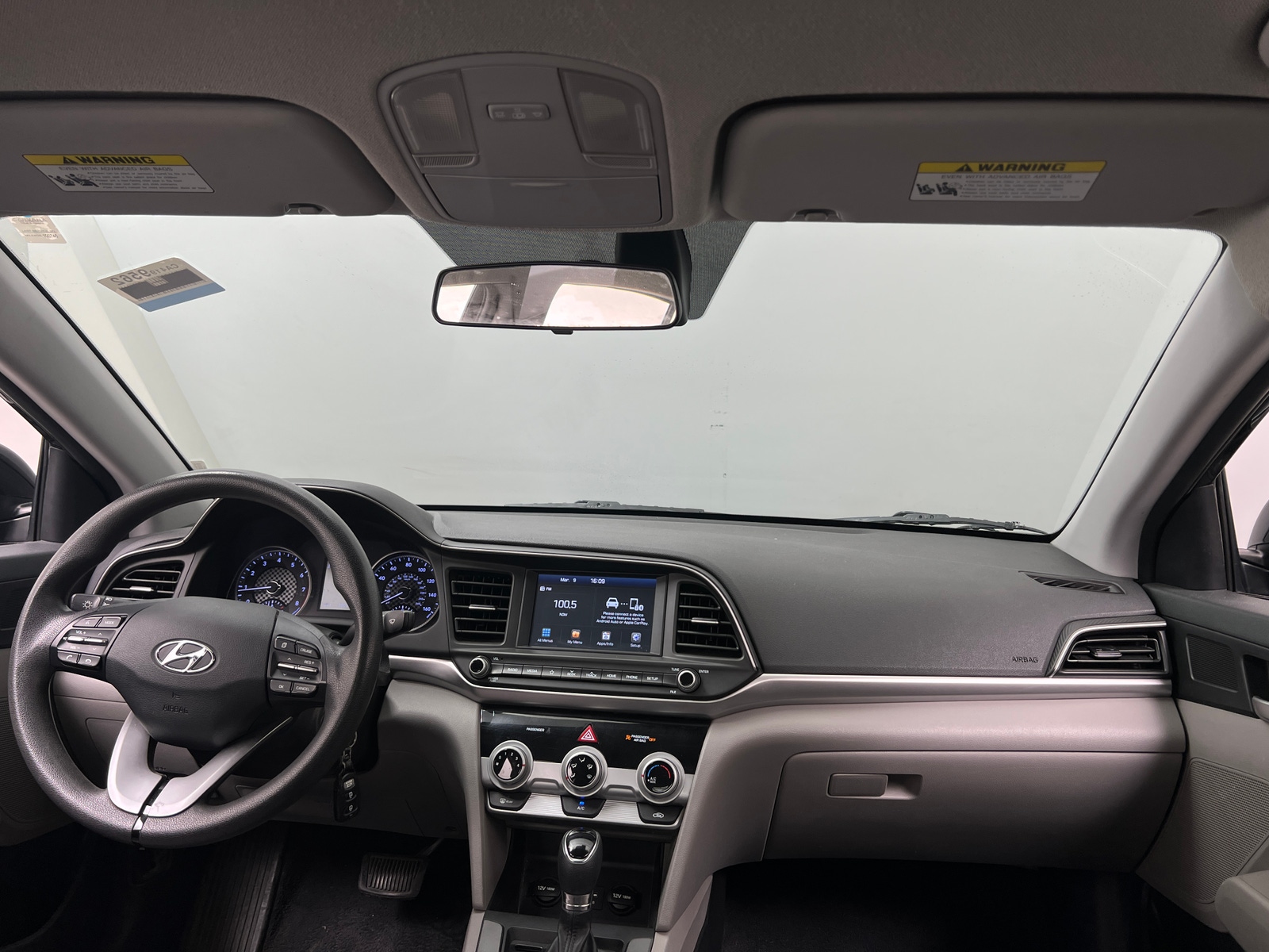 Thumbnail: 2019 Hyundai Elantra - 3