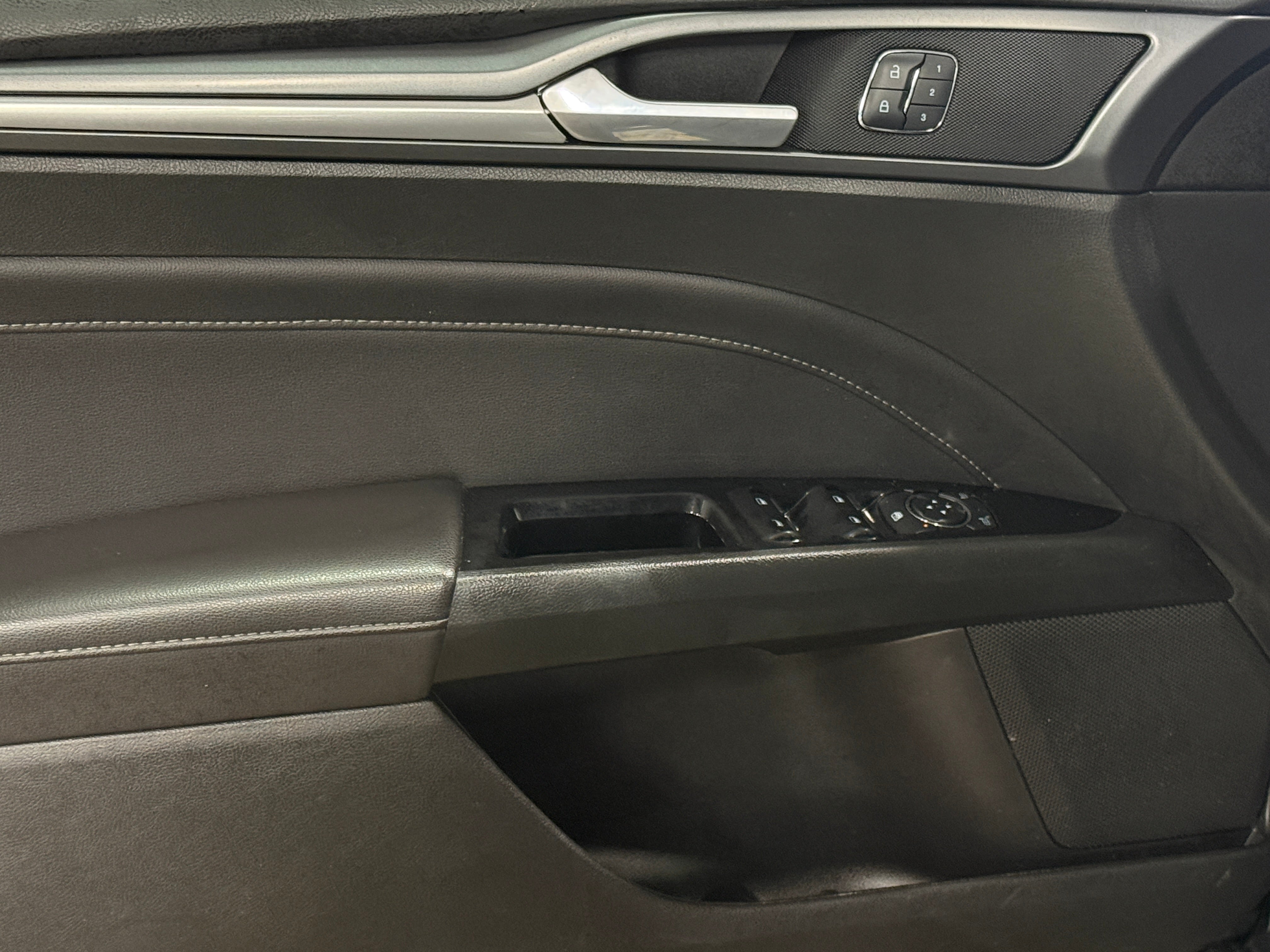 2016 Ford Fusion Energi