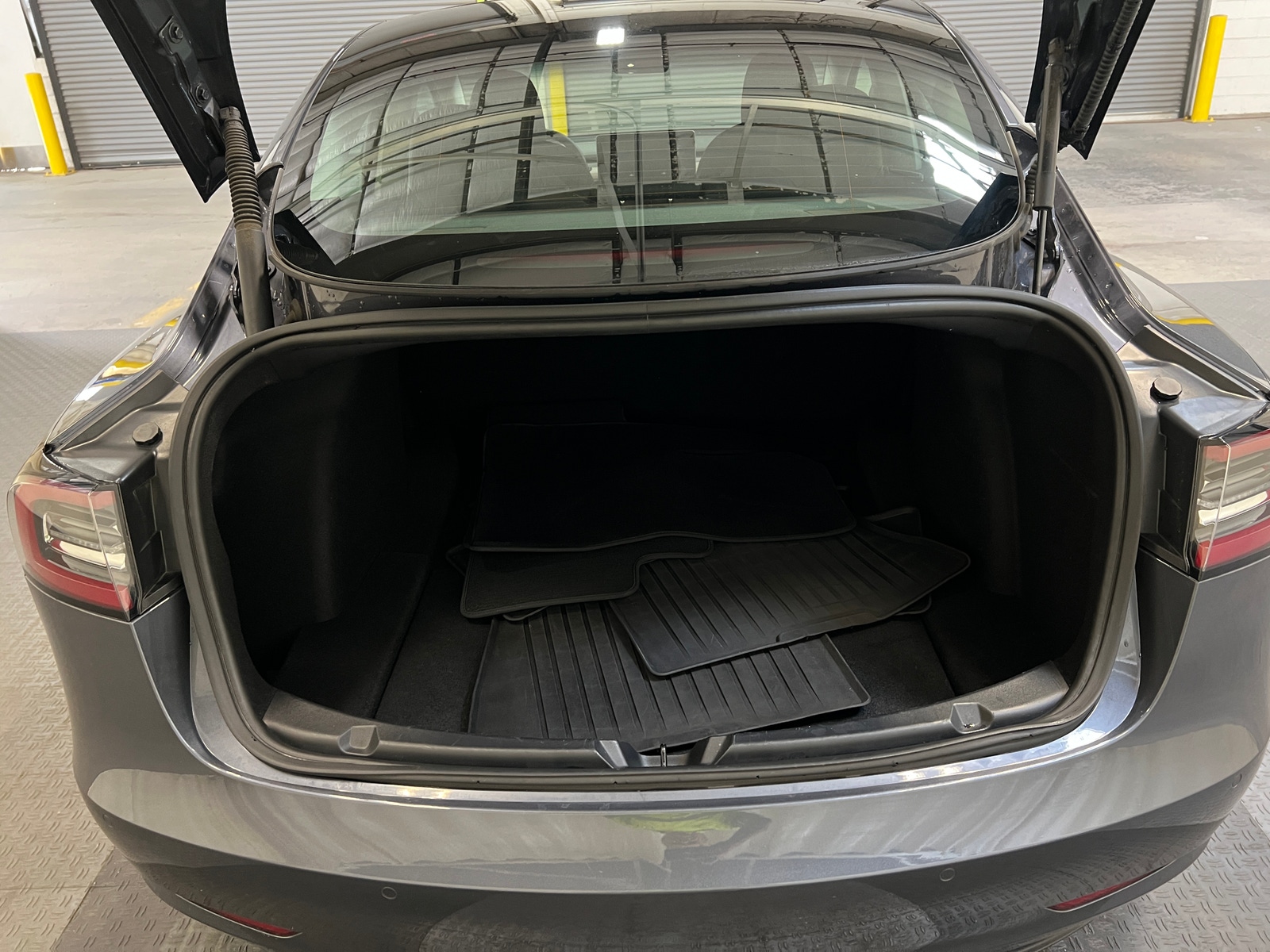 Thumbnail: 2022 Tesla Model 3 - 6