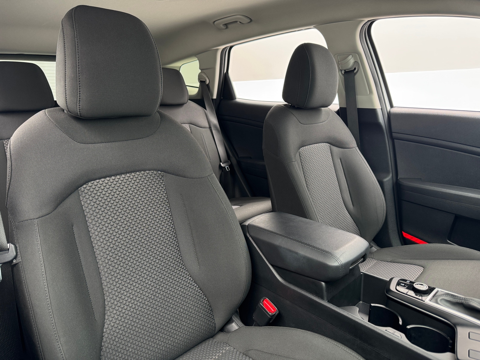 Thumbnail: 2025 Kia Sportage - 2