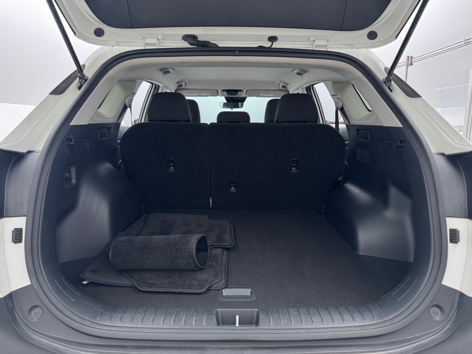 Thumbnail: 2025 Kia Sportage - 7