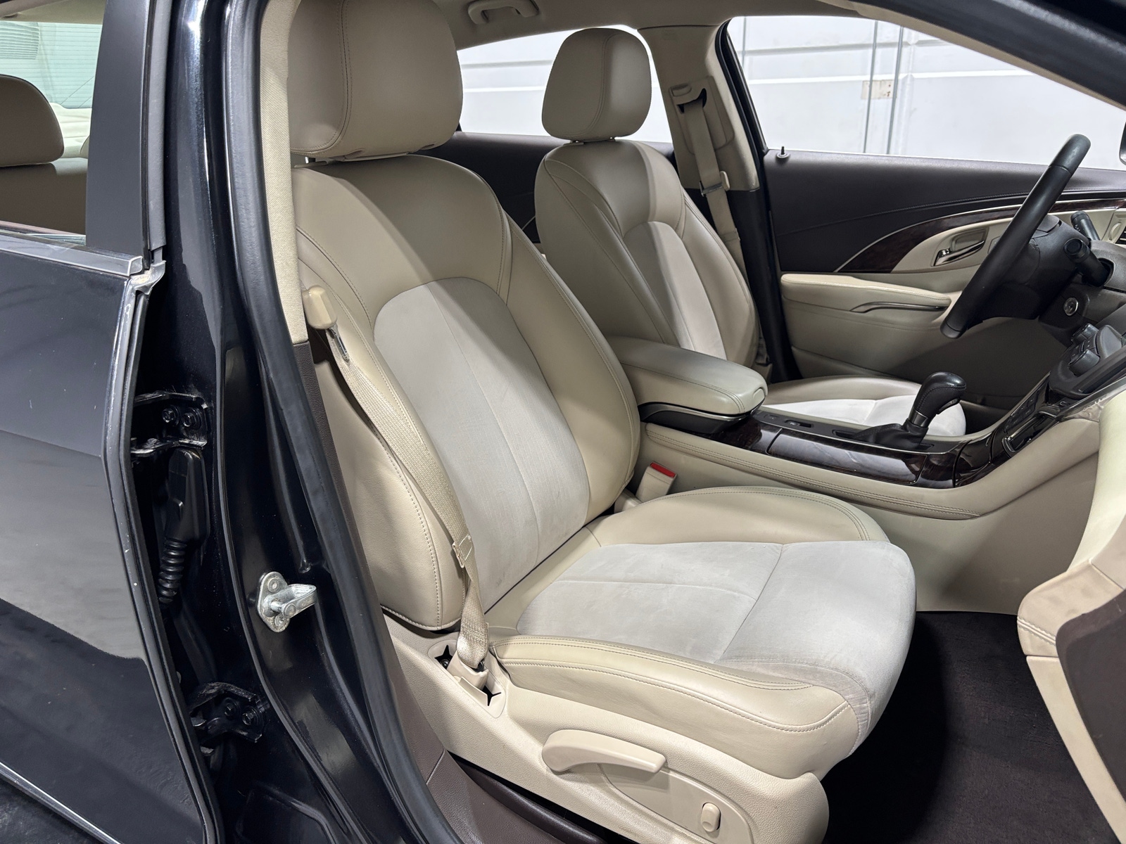 Thumbnail: 2015 Buick LaCrosse - 2