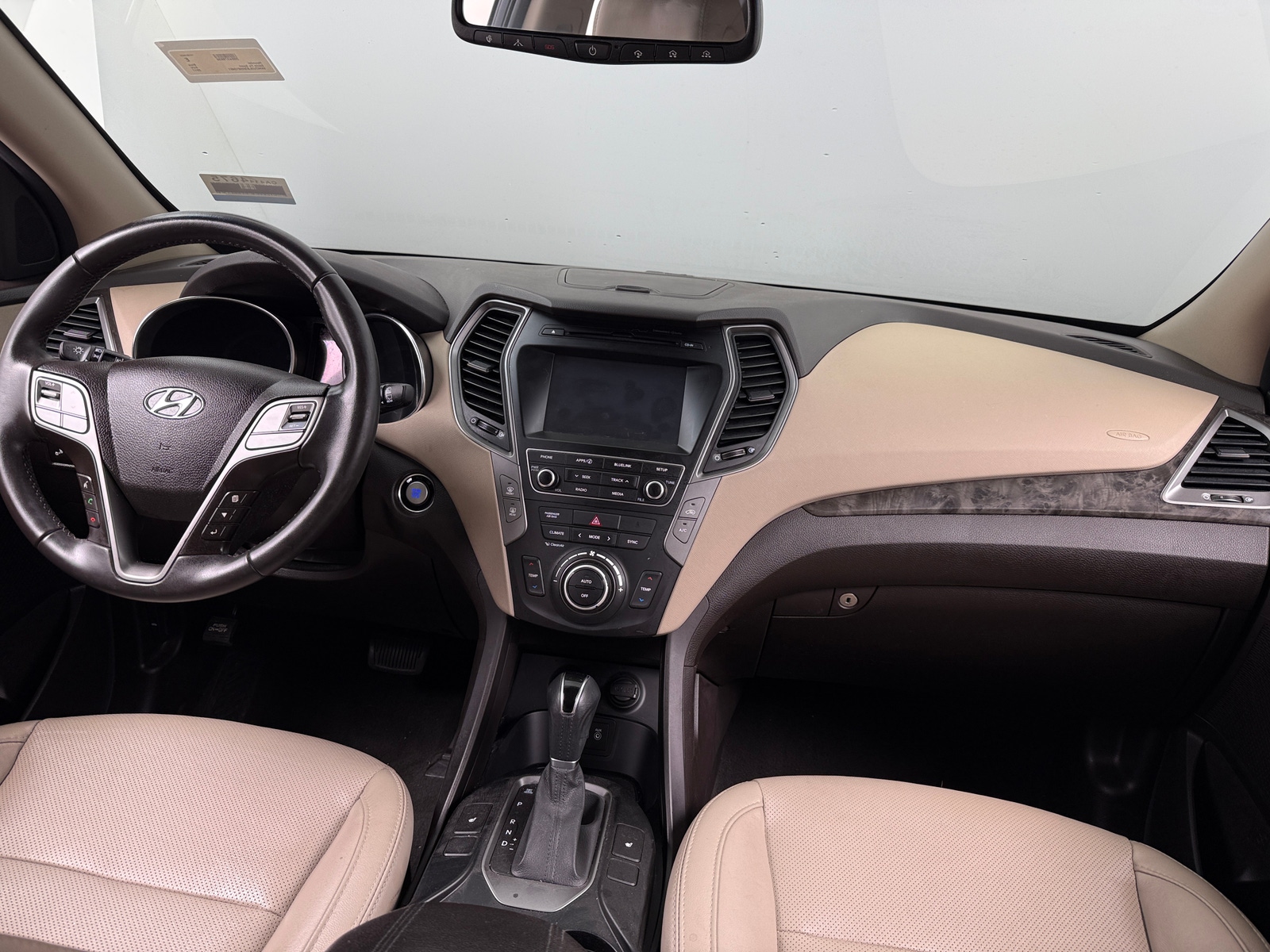 Thumbnail: 2017 Hyundai Santa Fe - 3