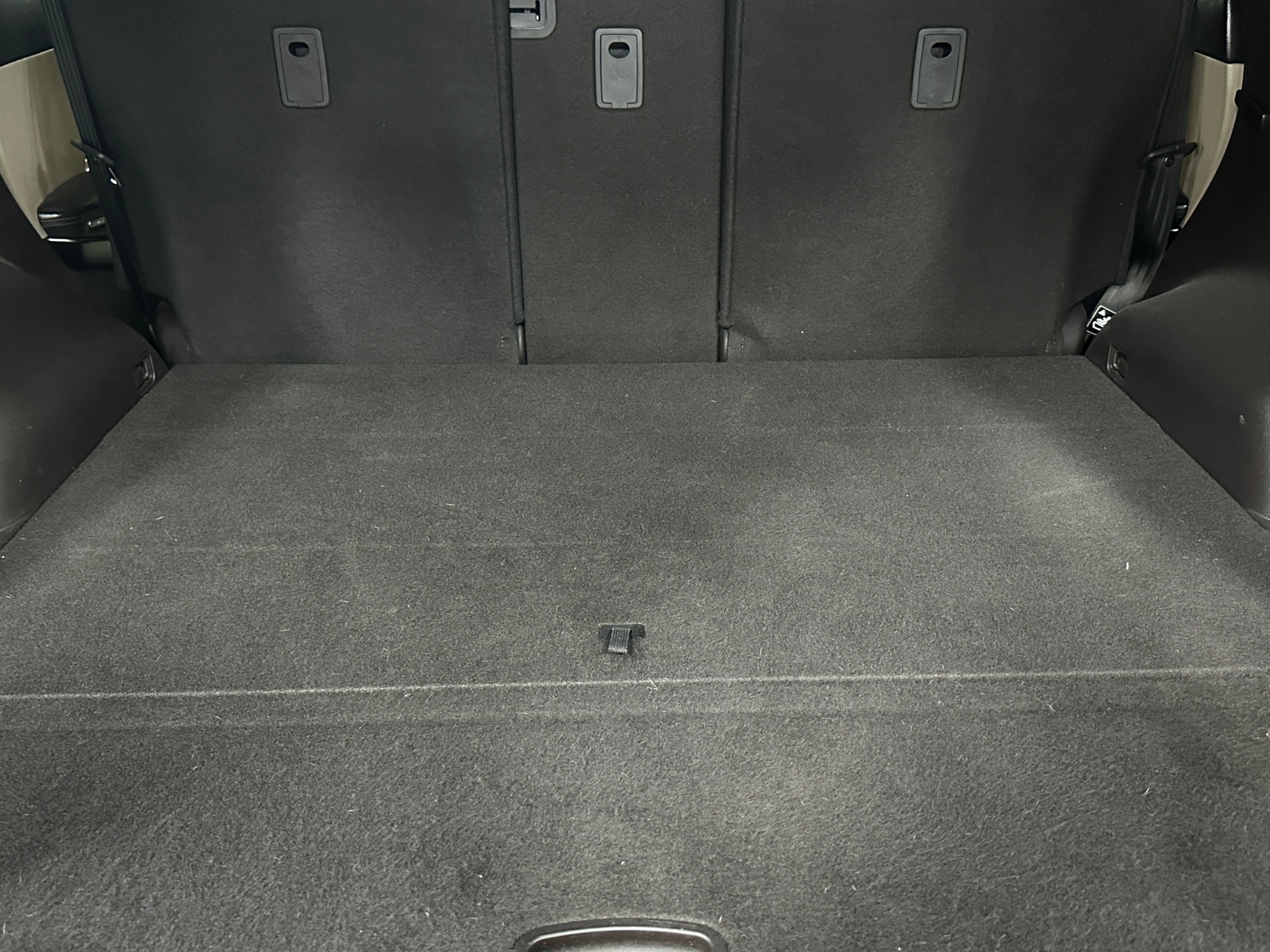 Thumbnail: 2017 Hyundai Santa Fe - 7