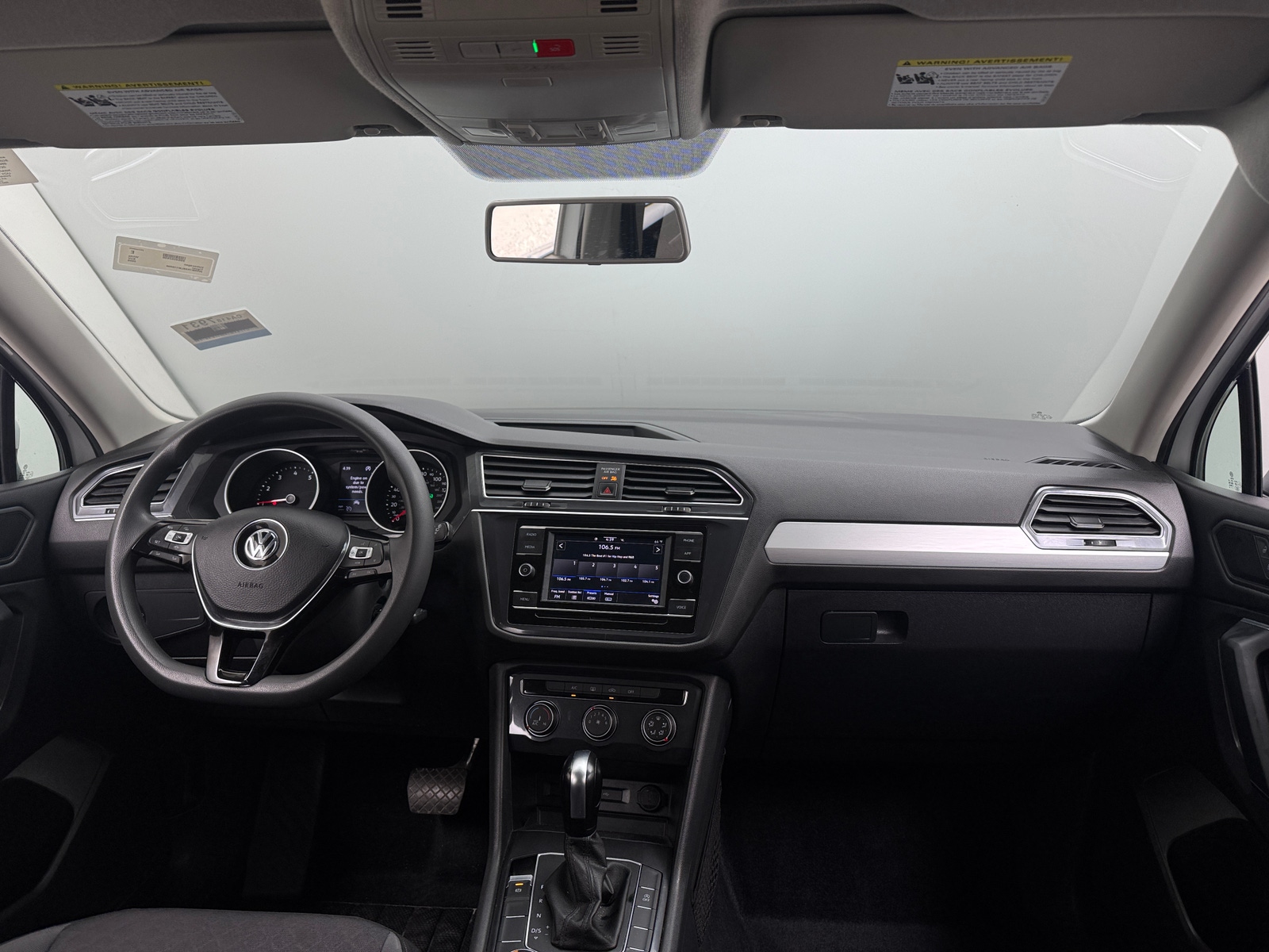 Thumbnail: 2020 Volkswagen Tiguan - 3