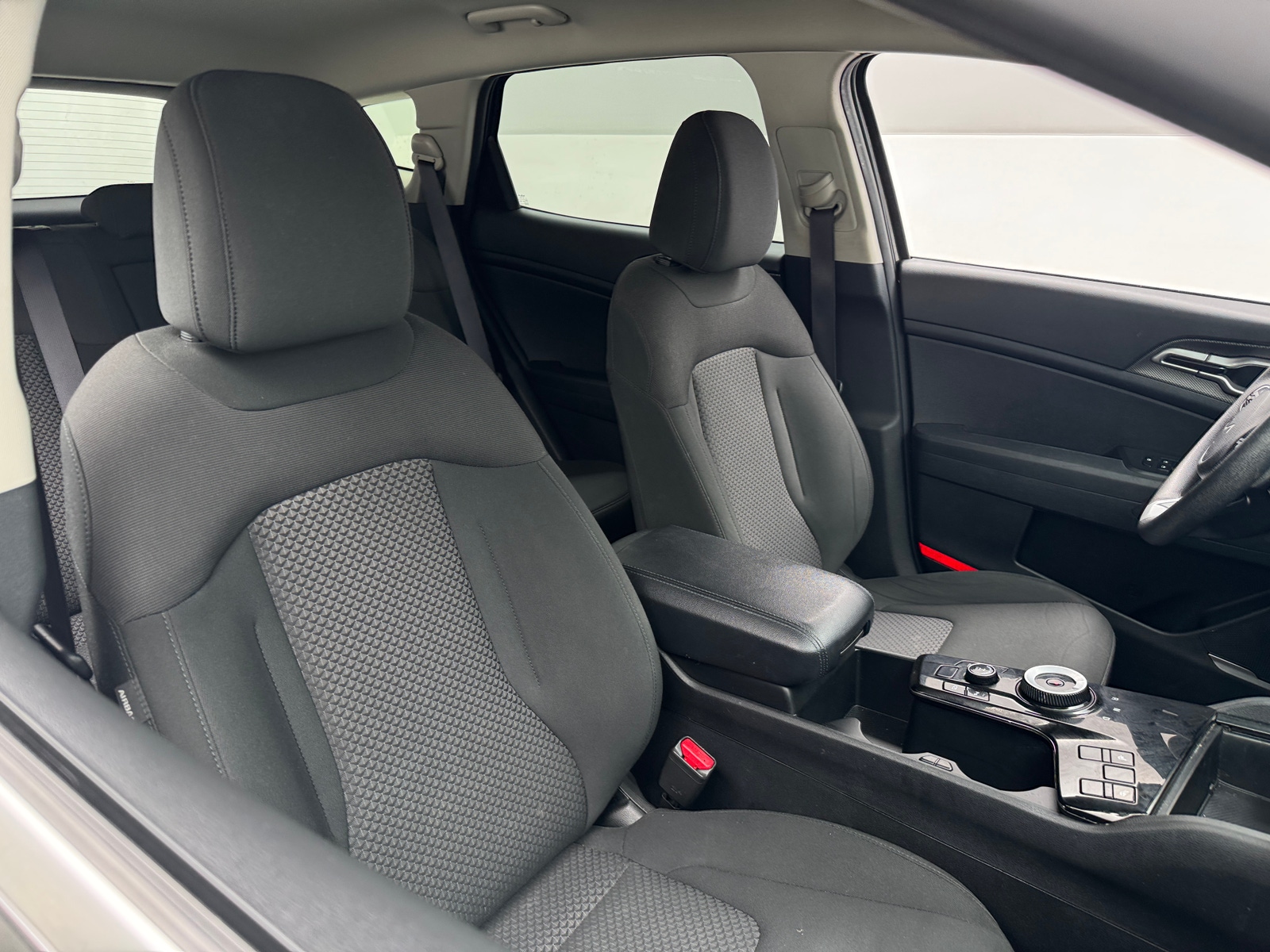 Thumbnail: 2023 Kia Sportage - 2