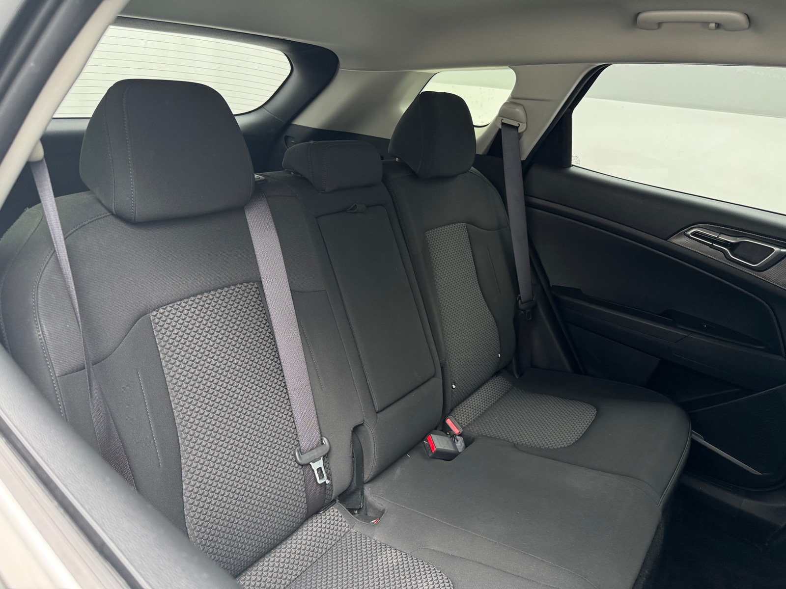 Thumbnail: 2023 Kia Sportage - 6