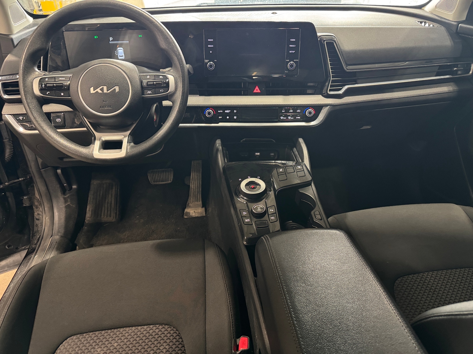 Thumbnail: 2023 Kia Sportage - 3