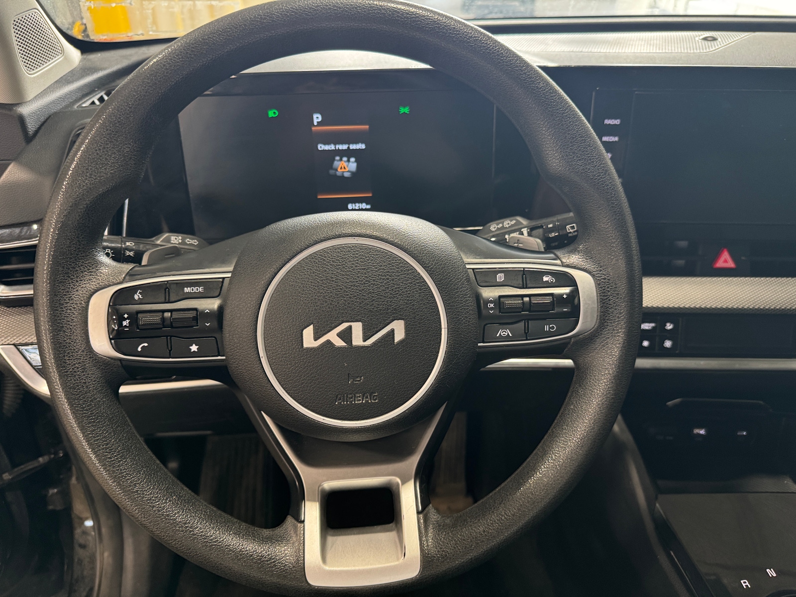 Thumbnail: 2023 Kia Sportage - 5