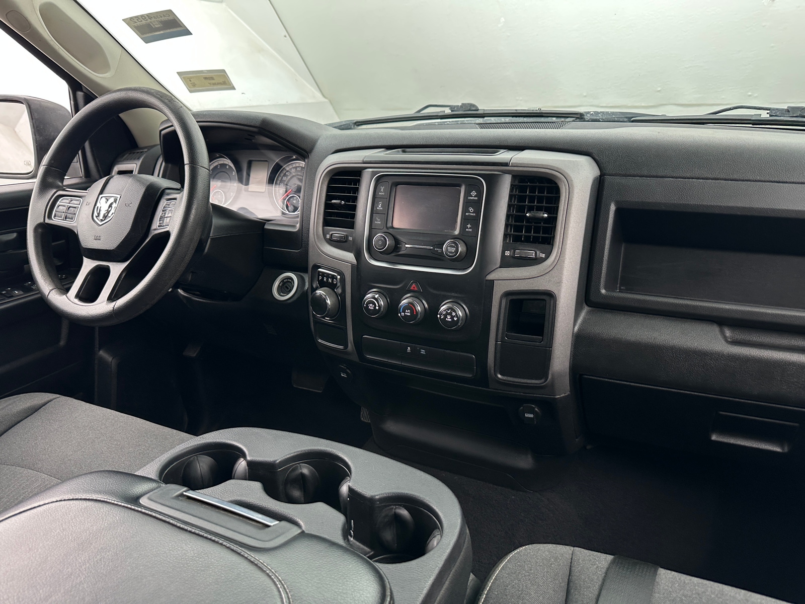 Thumbnail: 2021 RAM 1500 Classic - 3