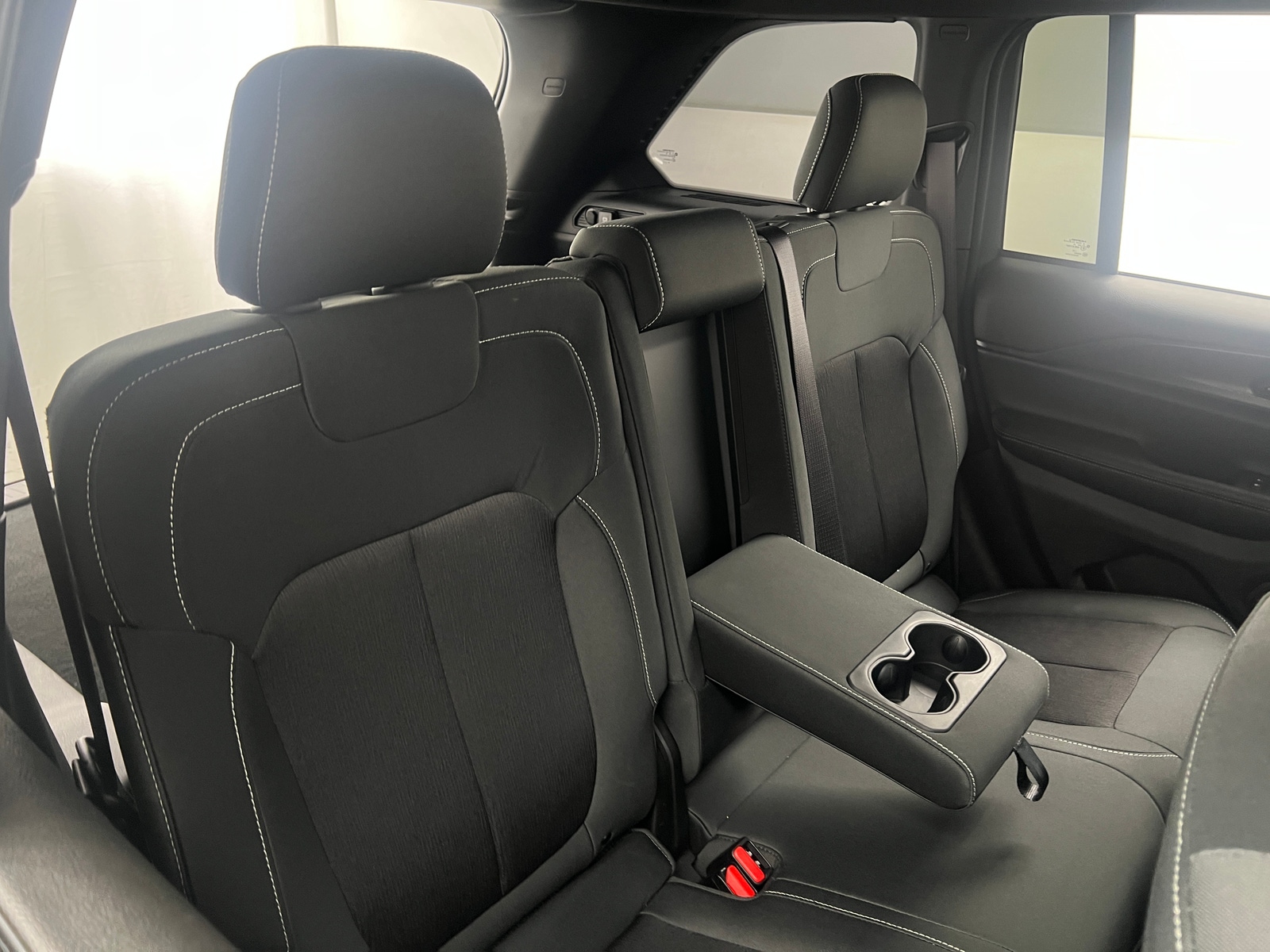 Thumbnail: 2025 Jeep Grand Cherokee - 6