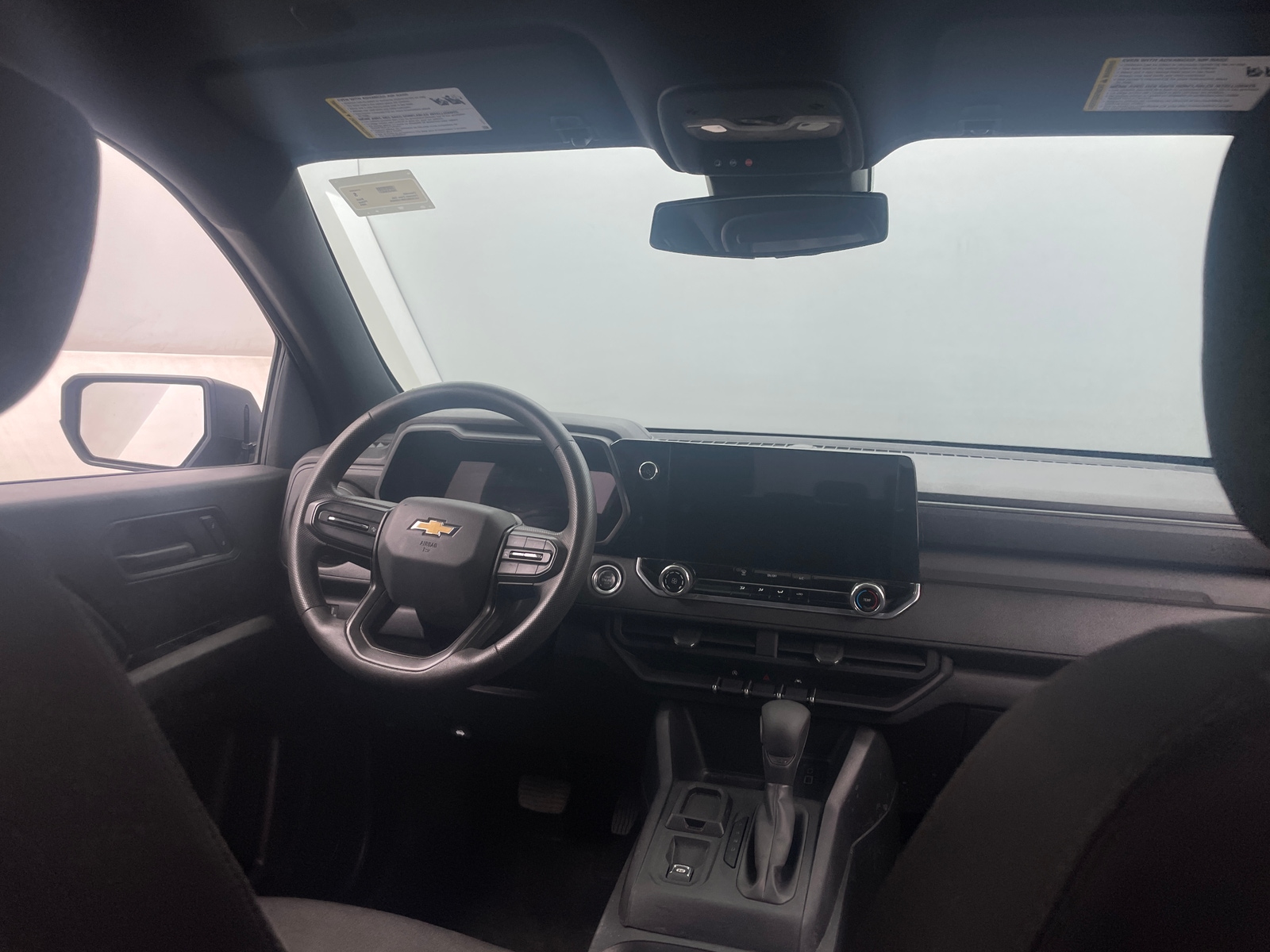 Thumbnail: 2024 Chevrolet Colorado - 3