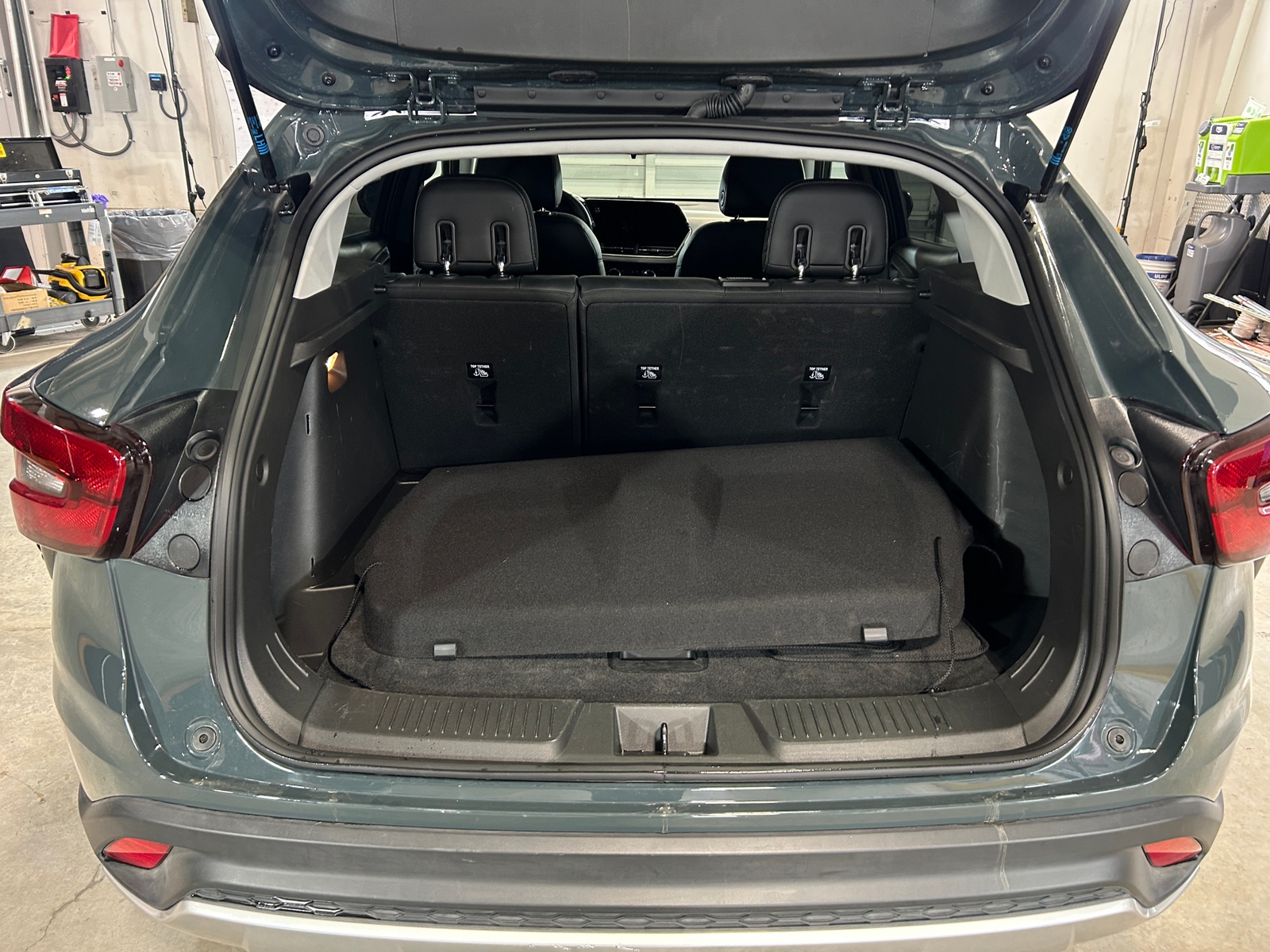 Thumbnail: 2025 Chevrolet Trax - 7