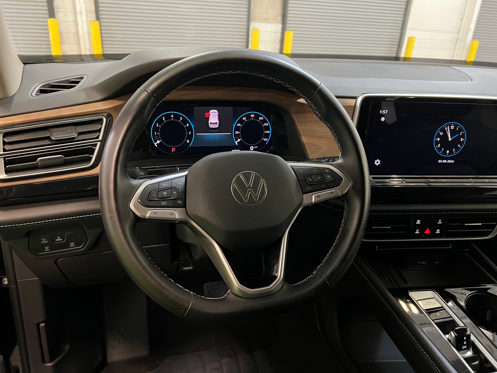 Thumbnail: 2025 Volkswagen Atlas - 4
