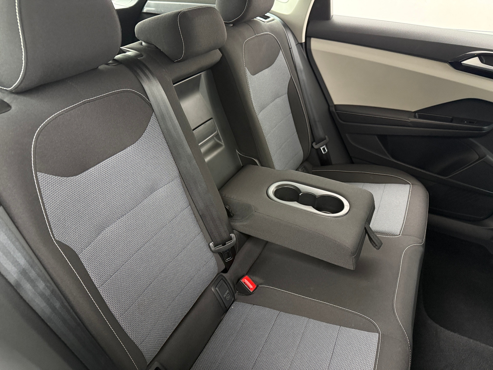 Thumbnail: 2025 Volkswagen Taos - 6