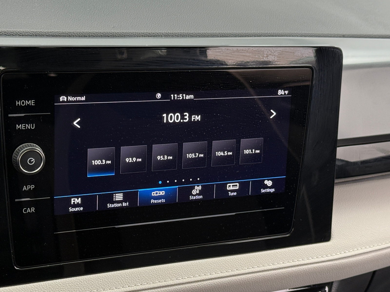 Thumbnail: 2025 Volkswagen Taos - 4