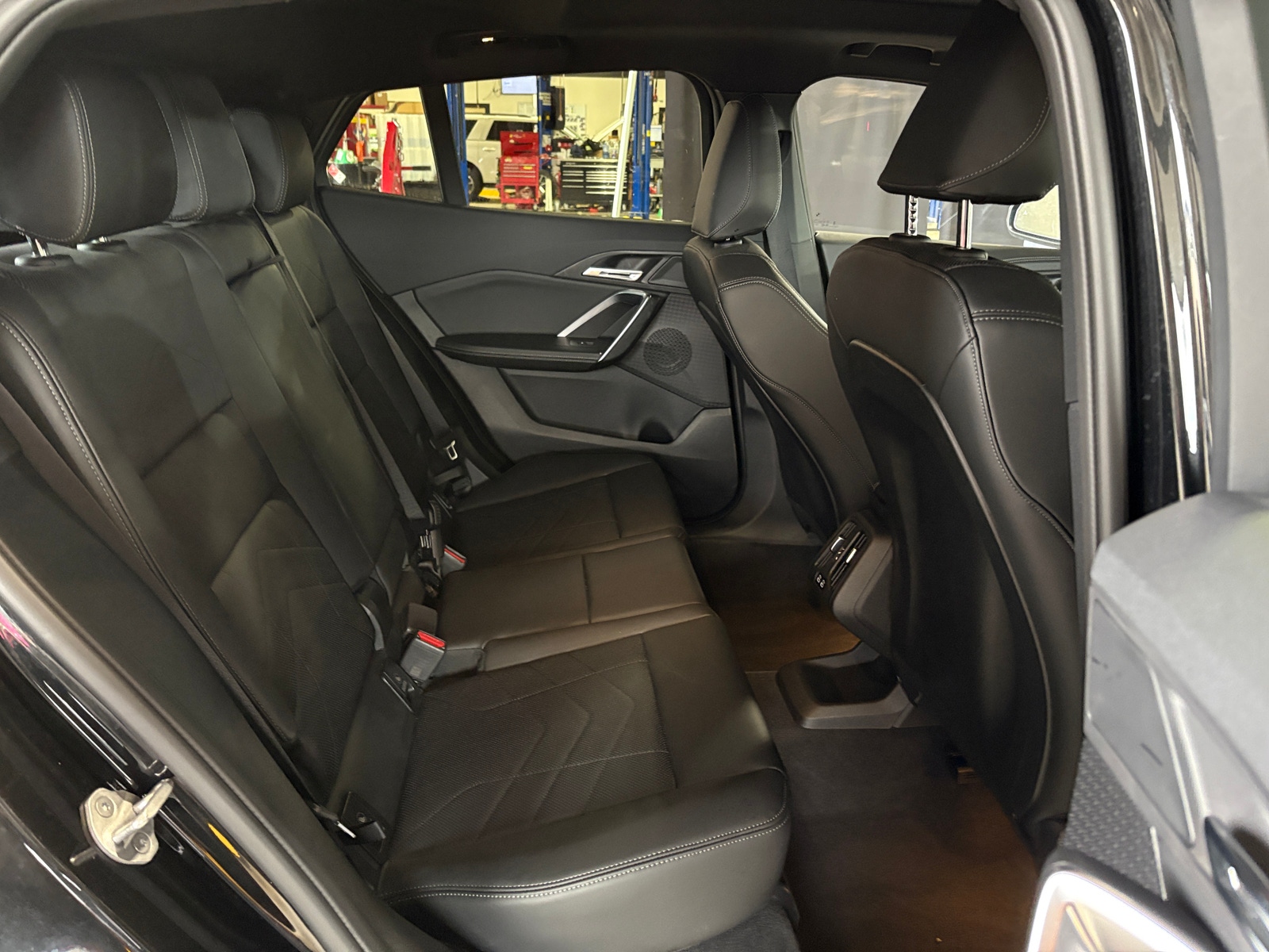 Thumbnail: 2025 BMW X2 - 5