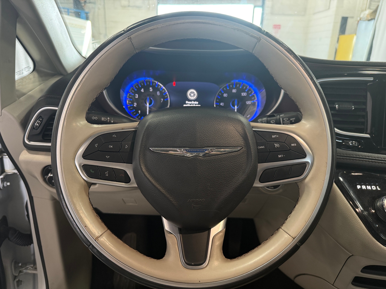 Thumbnail: 2020 Chrysler Pacifica - 4