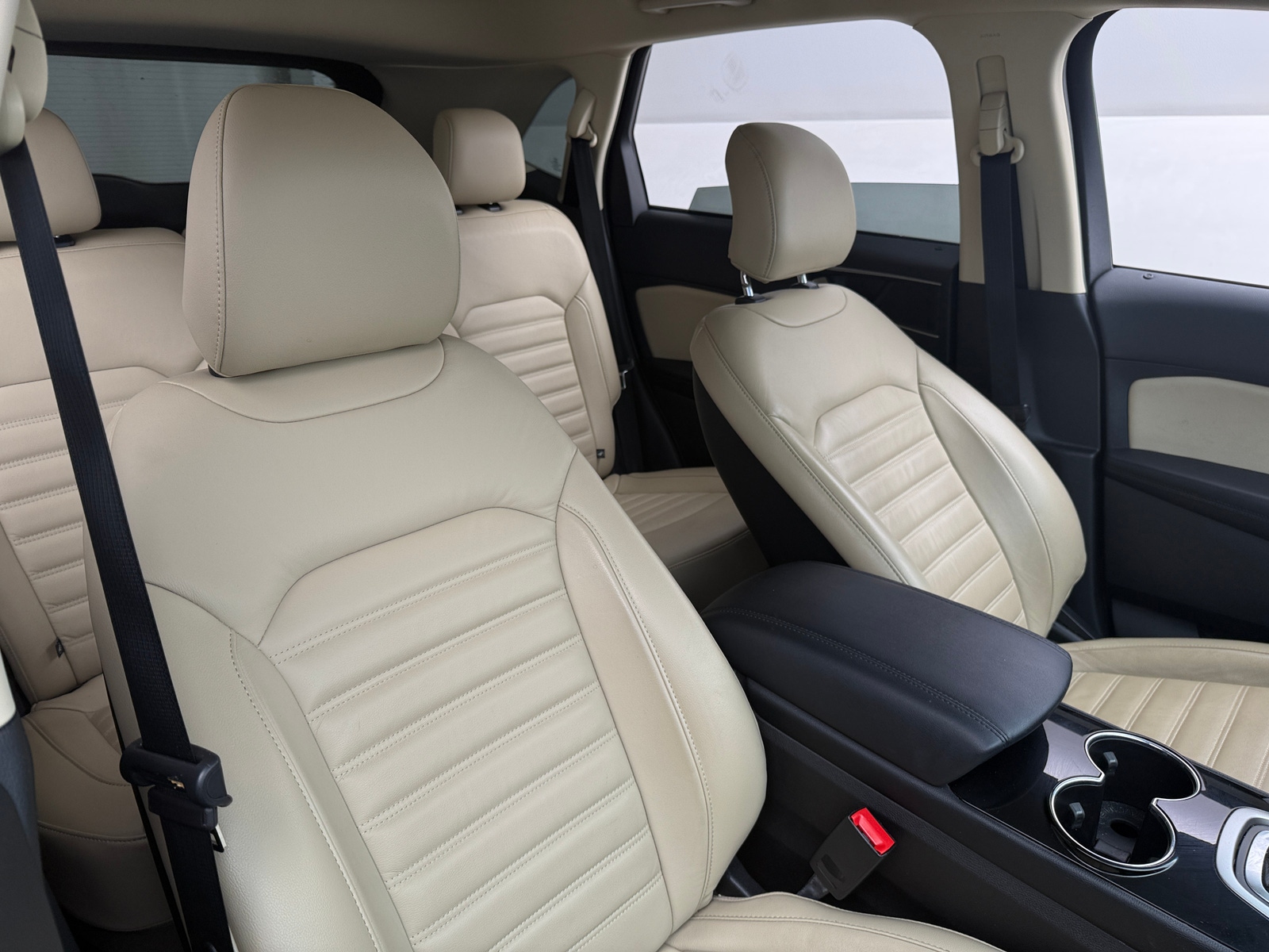 Thumbnail: 2017 Ford Edge - 2