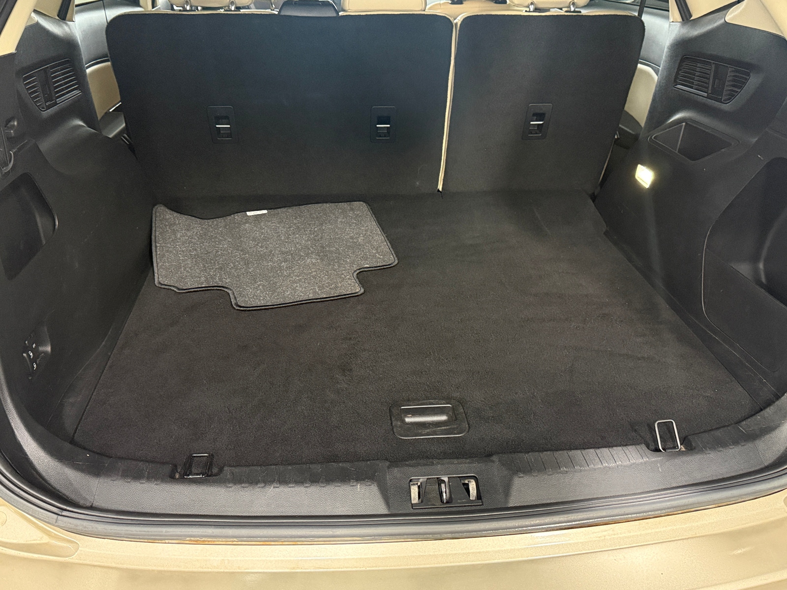 Thumbnail: 2017 Ford Edge - 7