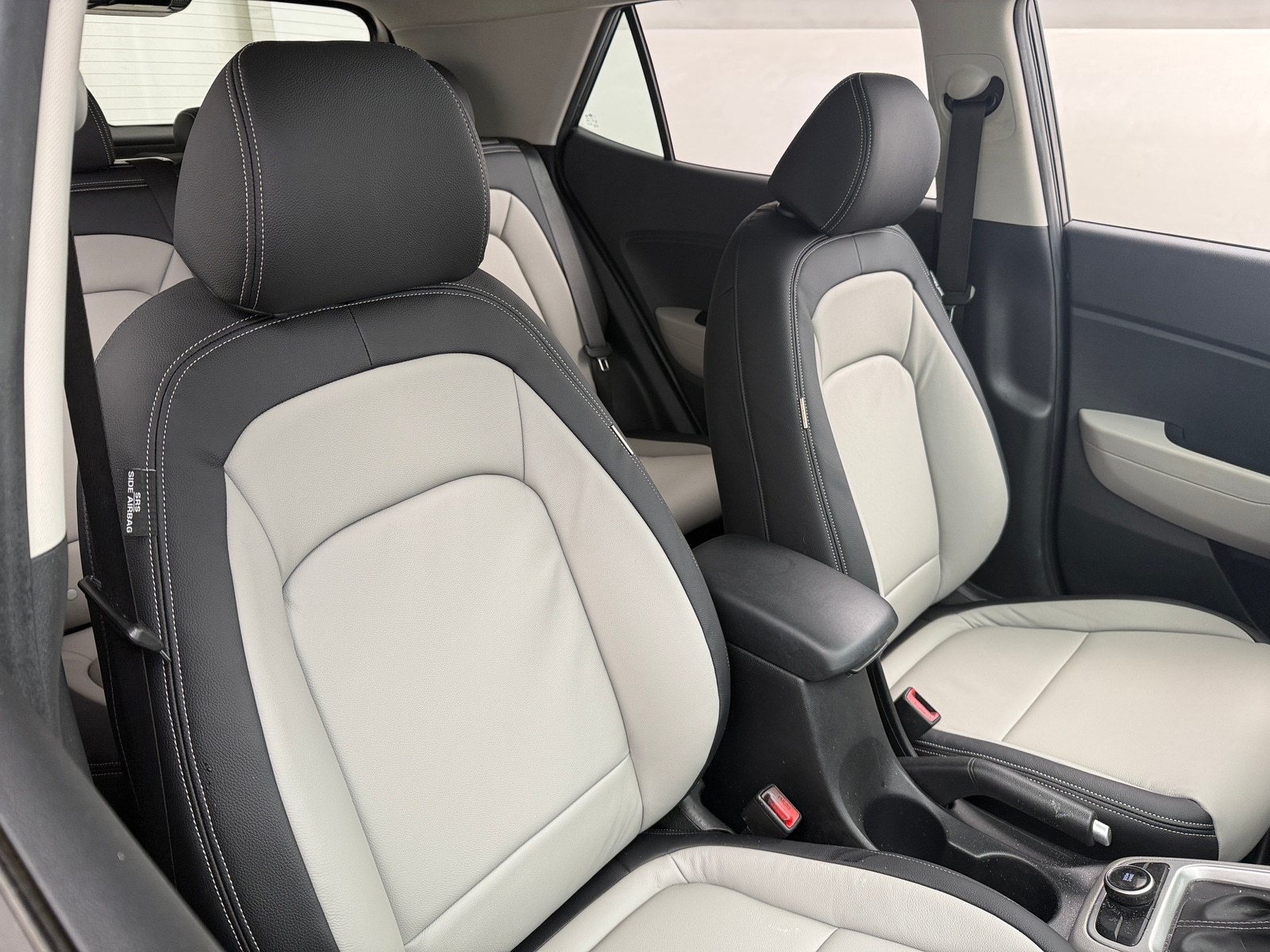 Thumbnail: 2024 Hyundai Venue - 2