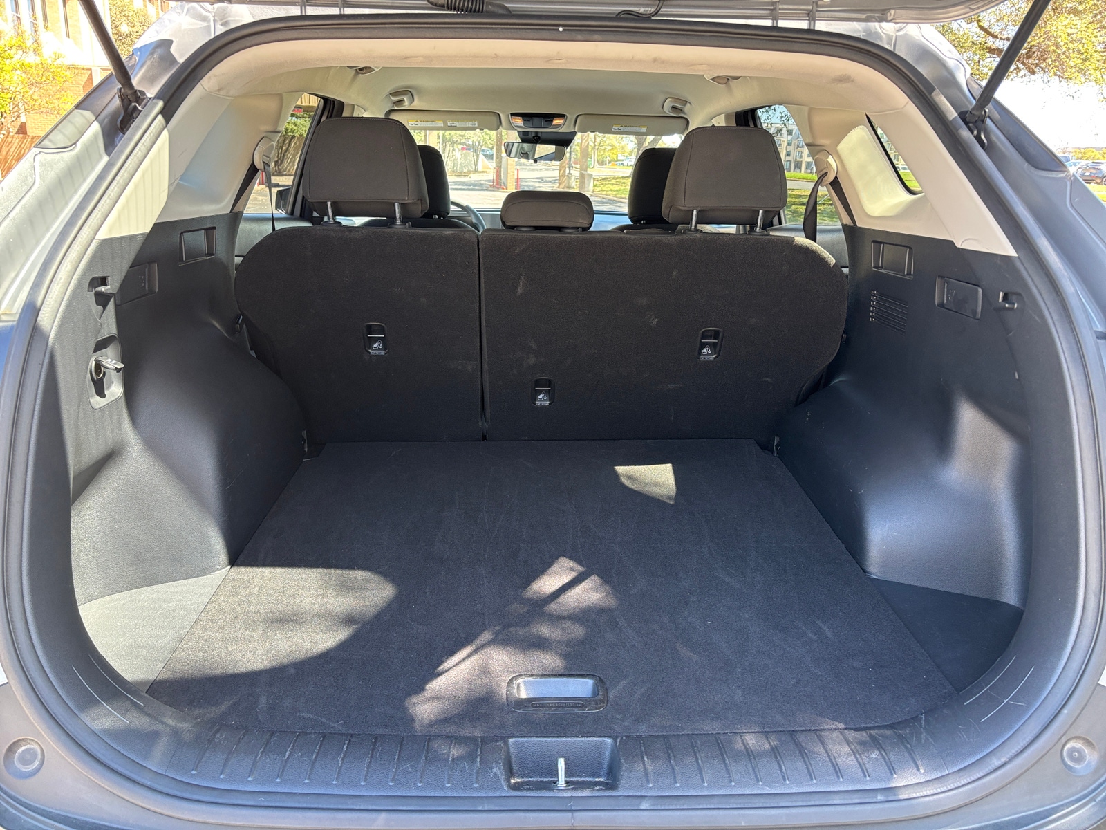 Thumbnail: 2025 Kia Sportage - 4