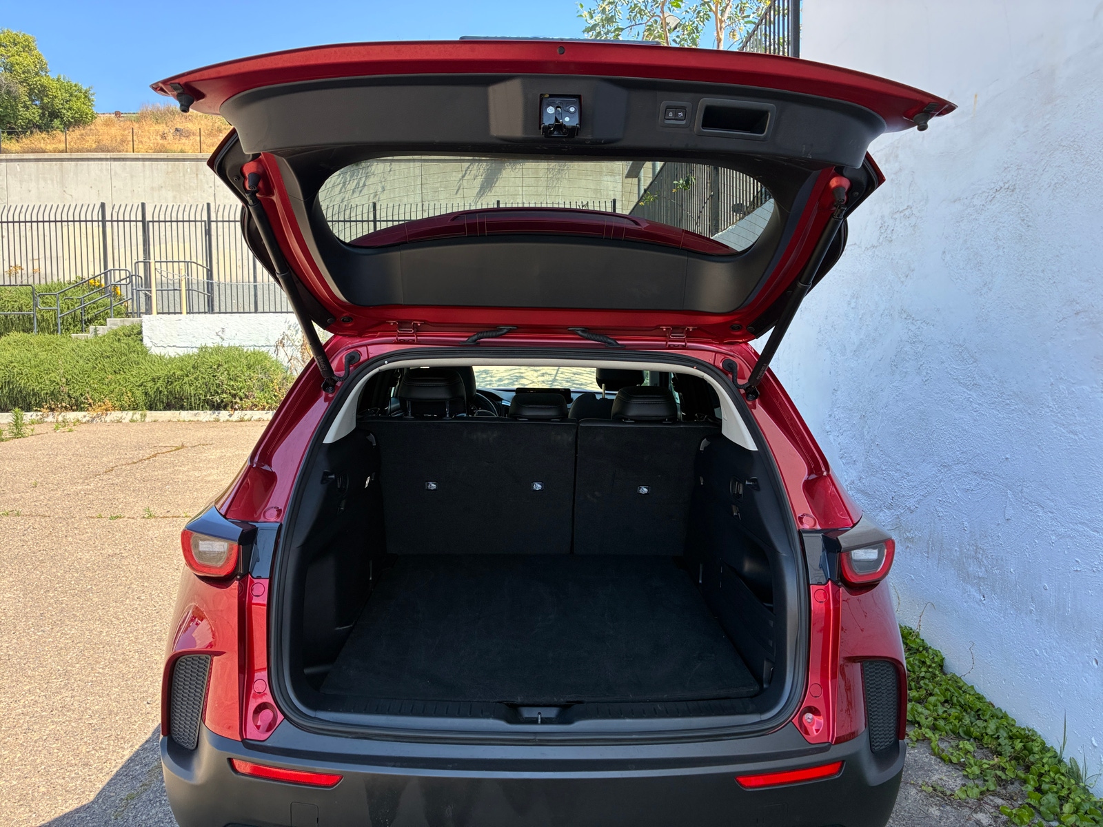 Thumbnail: 2025 Mazda CX-50 - 6