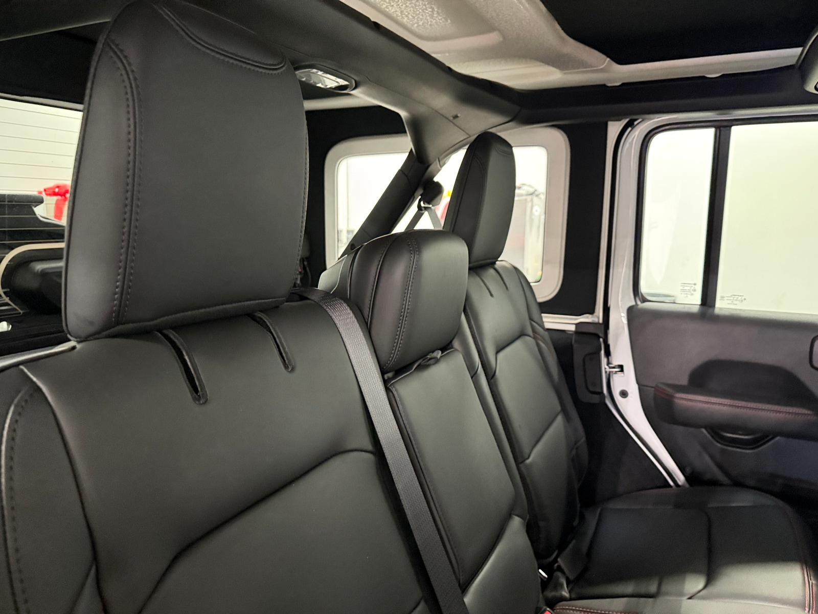 Thumbnail: 2026 Jeep Wrangler - 5