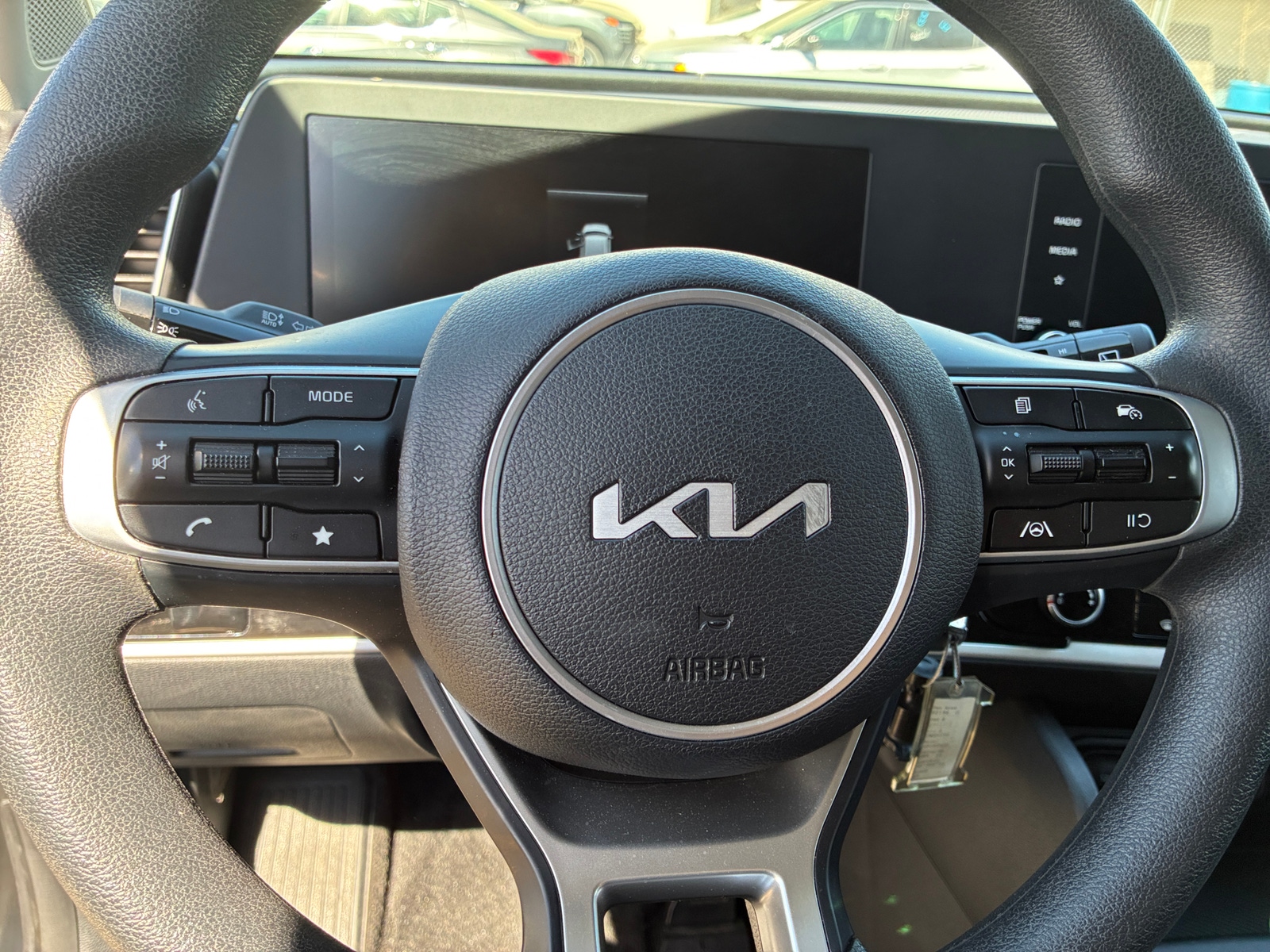 Thumbnail: 2025 Kia Sportage - 5