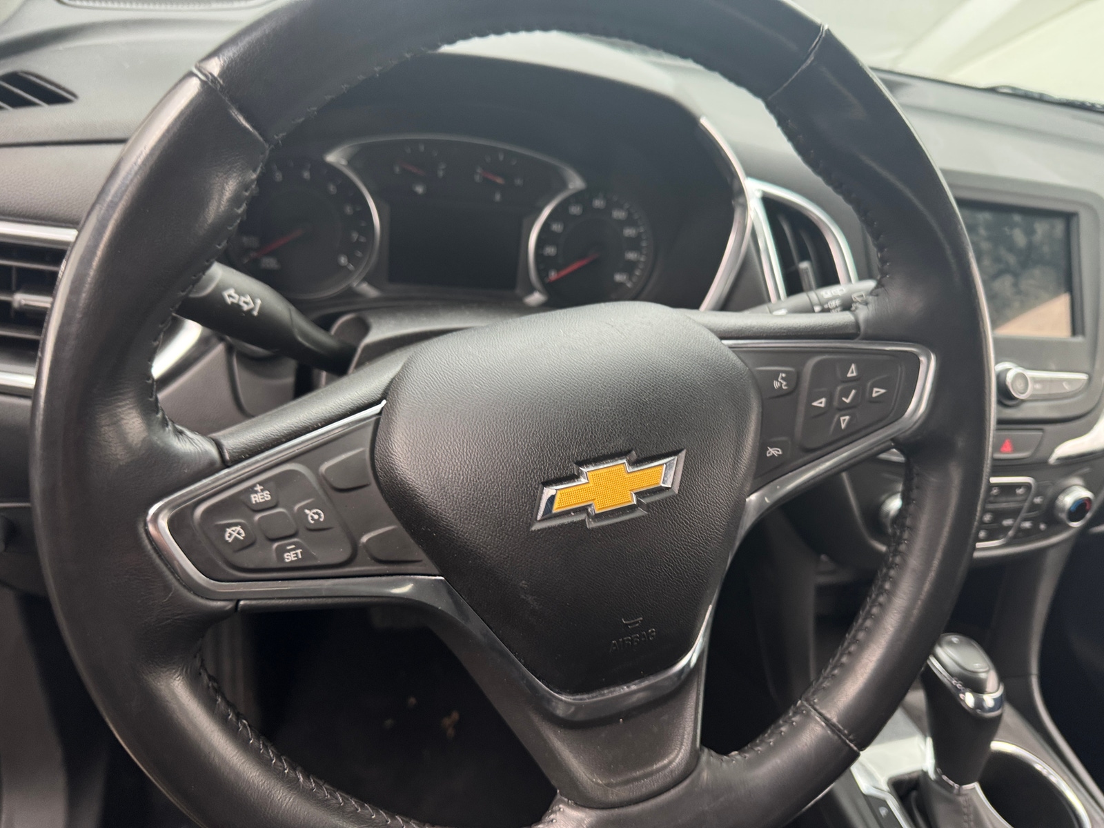 Thumbnail: 2019 Chevrolet Equinox - 5