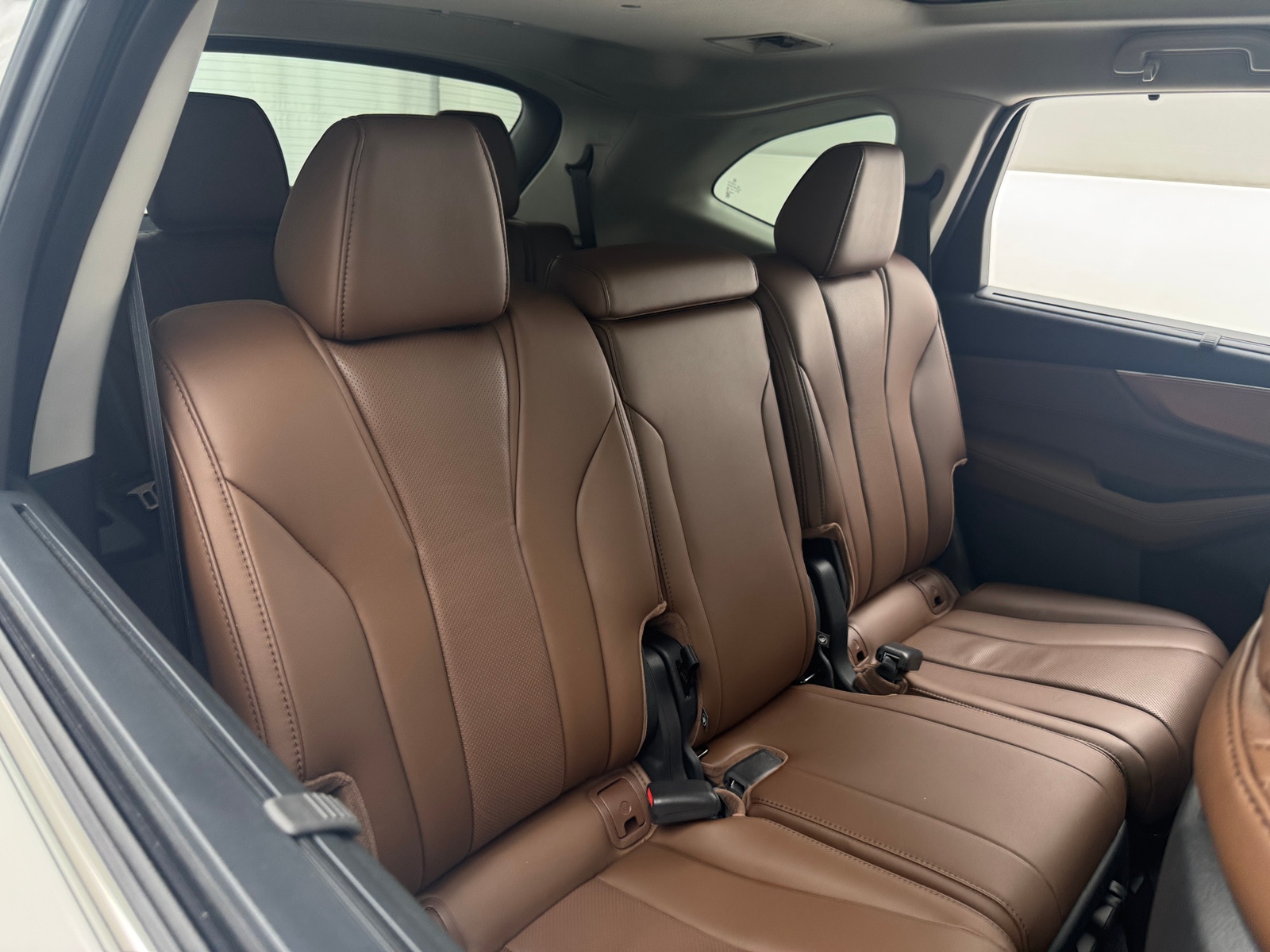 Thumbnail: 2024 Acura MDX - 5