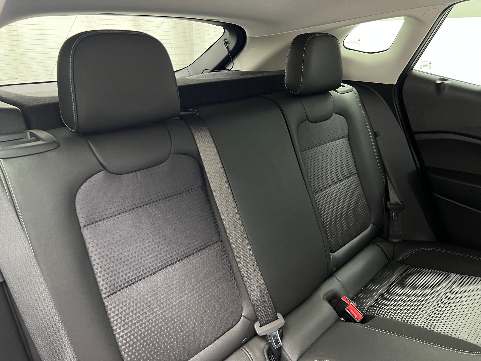 Thumbnail: 2025 Chevrolet Trax - 6